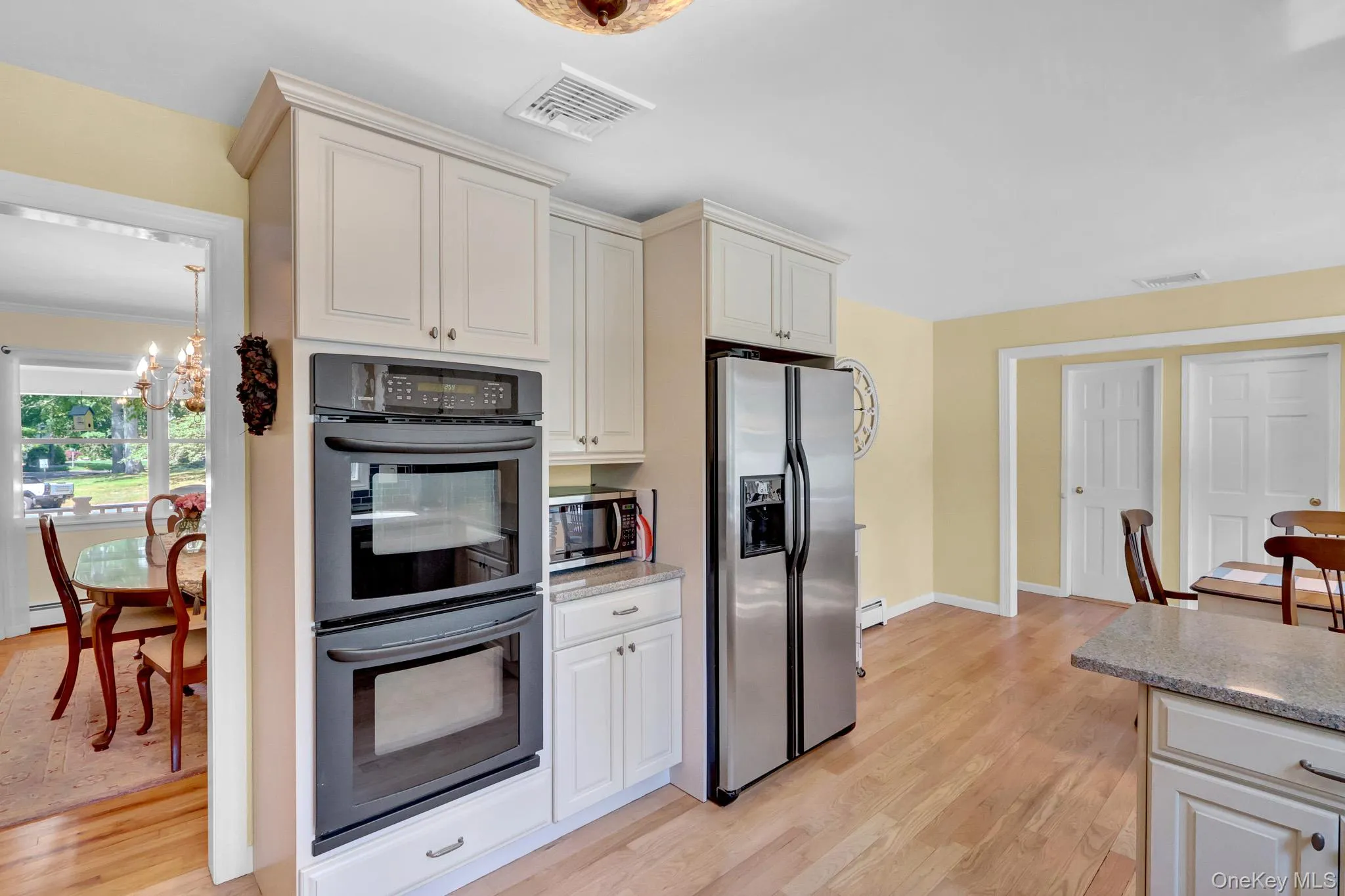31 Penelope Drive, Brookhaven, NY, 4 Bedrooms Bedrooms, 8 Rooms Rooms,2 BathroomsBathrooms,Residential,For Rent,Penelope,0,1007433 31 Penelope Drive, Brookhaven, NY, 4 Bedrooms Bedrooms, 8 Rooms Rooms,2 BathroomsBathrooms,Residential,For Rent,Penelope,0,1007433