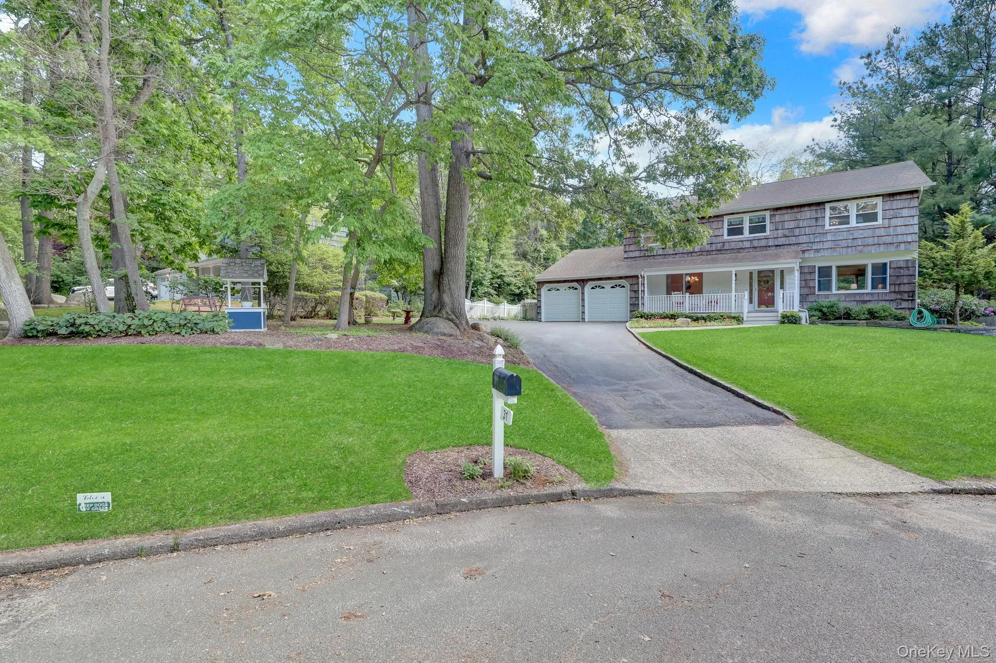 31 Penelope Drive, Brookhaven, NY, 4 Bedrooms Bedrooms, 8 Rooms Rooms,2 BathroomsBathrooms,Residential,For Rent,Penelope,0,1007433 31 Penelope Drive, Brookhaven, NY, 4 Bedrooms Bedrooms, 8 Rooms Rooms,2 BathroomsBathrooms,Residential,For Rent,Penelope,0,1007433