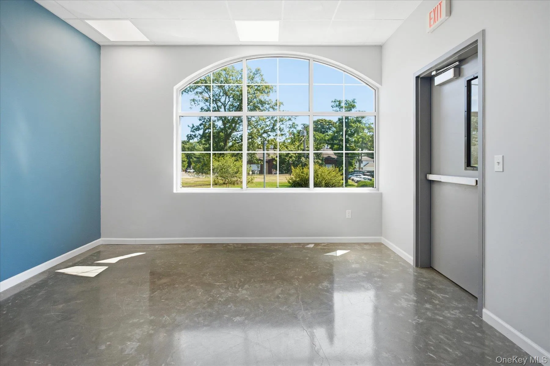 421 Country Road, Smithtown, NY, ,Commercial Lease,For Rent,Country,0,1007435 421 Country Road, Smithtown, NY, ,Commercial Lease,For Rent,Country,0,1007435