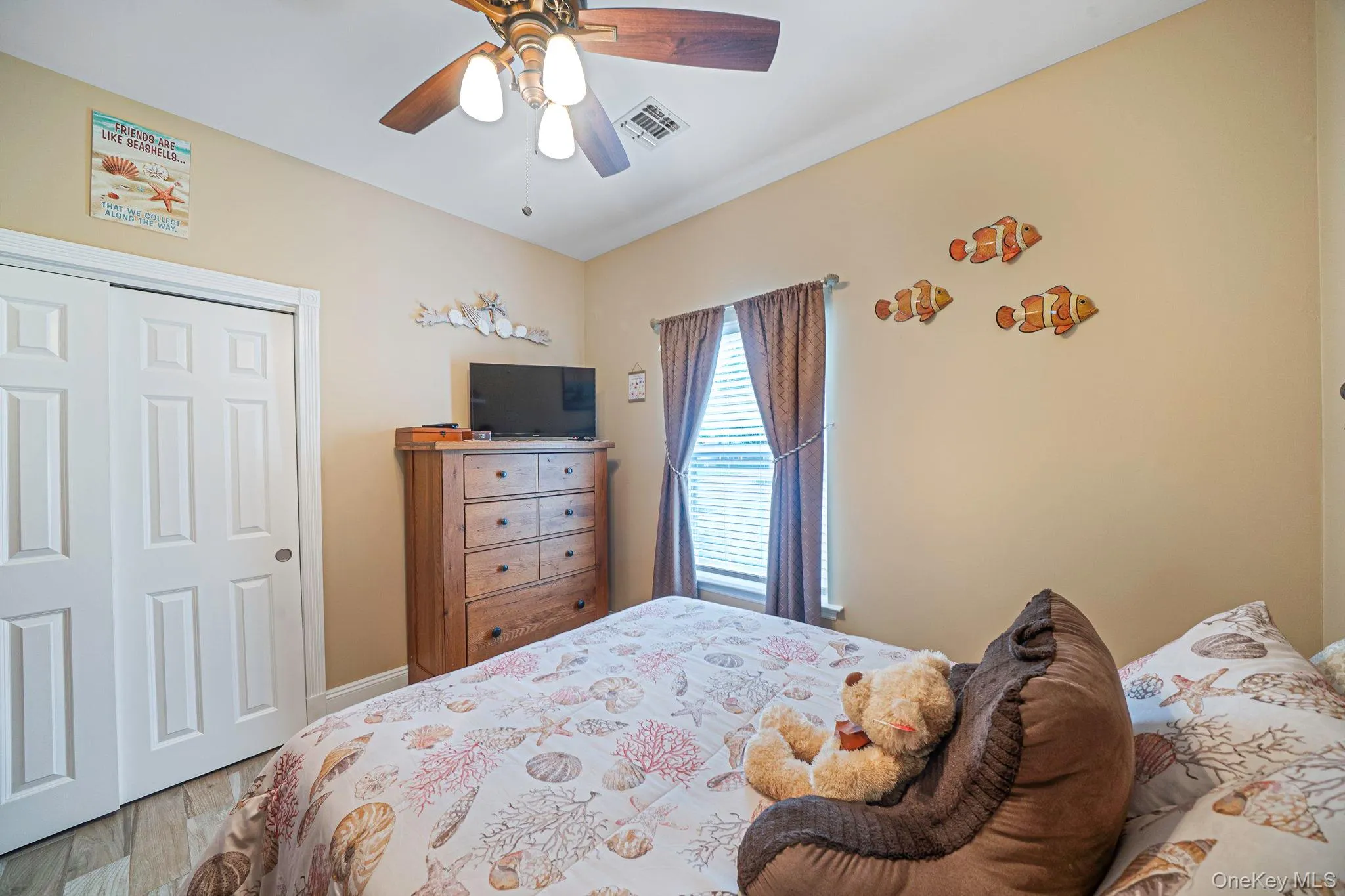 41 Paige Lane, Brookhaven, NY, 3 Bedrooms Bedrooms, 10 Rooms Rooms,3 BathroomsBathrooms,Residential,For Rent,Paige,0,1007441 41 Paige Lane, Brookhaven, NY, 3 Bedrooms Bedrooms, 10 Rooms Rooms,3 BathroomsBathrooms,Residential,For Rent,Paige,0,1007441