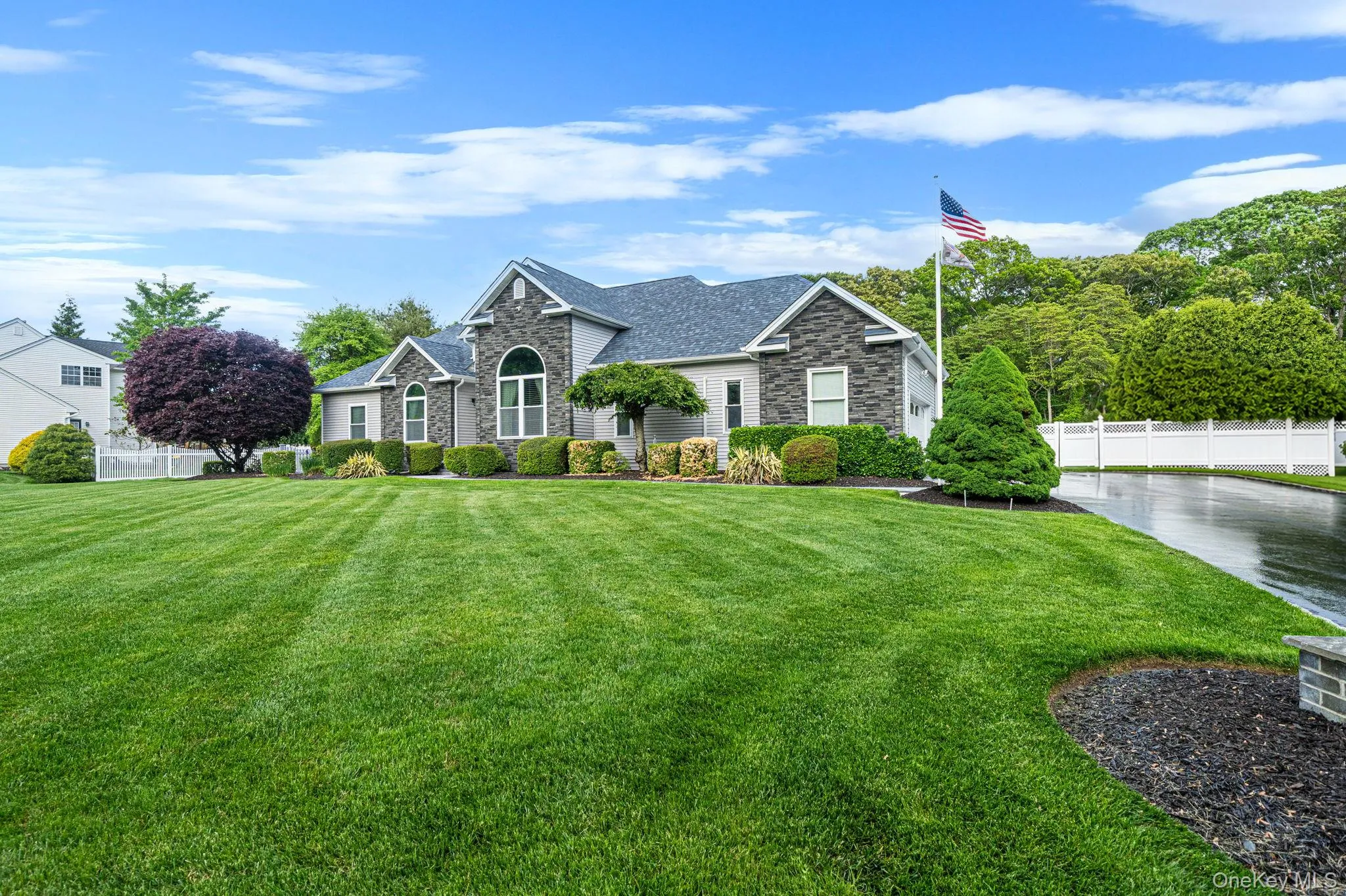41 Paige Lane, Brookhaven, NY, 3 Bedrooms Bedrooms, 10 Rooms Rooms,3 BathroomsBathrooms,Residential,For Rent,Paige,0,1007441 41 Paige Lane, Brookhaven, NY, 3 Bedrooms Bedrooms, 10 Rooms Rooms,3 BathroomsBathrooms,Residential,For Rent,Paige,0,1007441