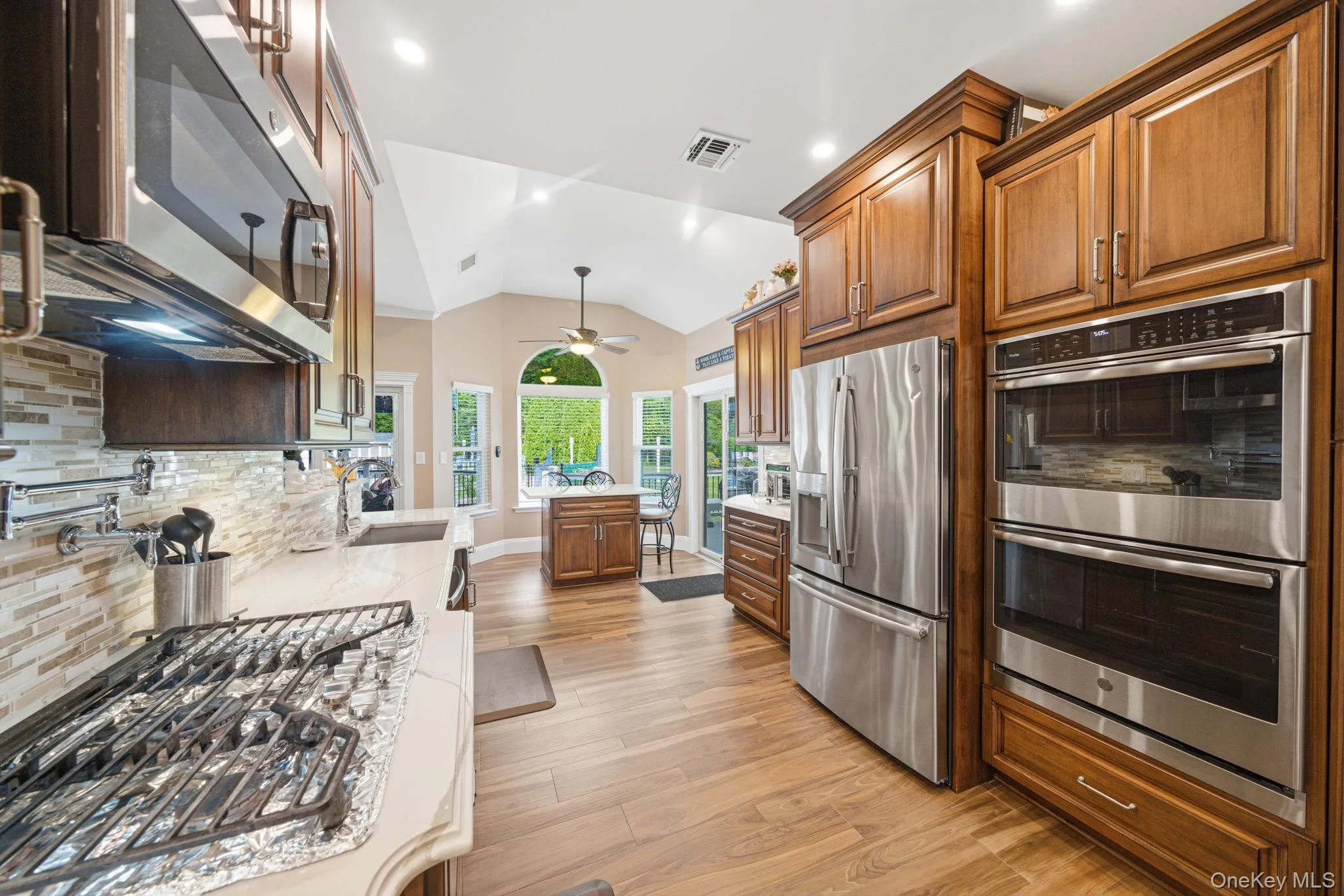 41 Paige Lane, Brookhaven, NY, 3 Bedrooms Bedrooms, 10 Rooms Rooms,3 BathroomsBathrooms,Residential,For Rent,Paige,0,1007441 41 Paige Lane, Brookhaven, NY, 3 Bedrooms Bedrooms, 10 Rooms Rooms,3 BathroomsBathrooms,Residential,For Rent,Paige,0,1007441