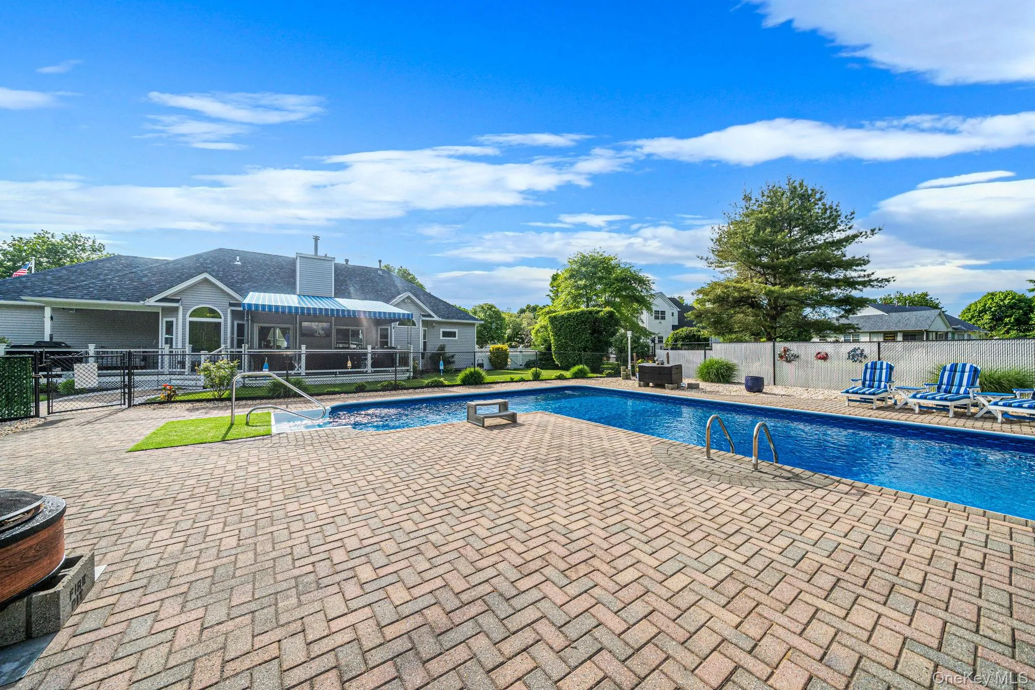 41 Paige Lane, Brookhaven, NY, 3 Bedrooms Bedrooms, 10 Rooms Rooms,3 BathroomsBathrooms,Residential,For Rent,Paige,0,1007441 41 Paige Lane, Brookhaven, NY, 3 Bedrooms Bedrooms, 10 Rooms Rooms,3 BathroomsBathrooms,Residential,For Rent,Paige,0,1007441