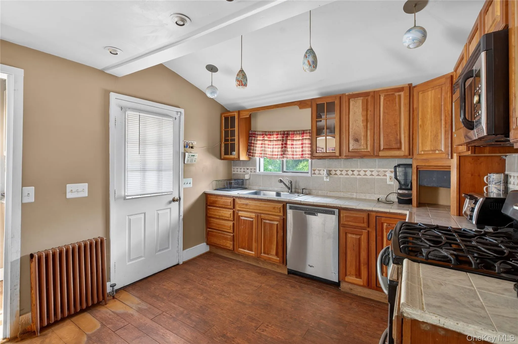 69 Main Street, Deerpark, NY, 3 Bedrooms Bedrooms, 9 Rooms Rooms,1 BathroomBathrooms,Residential,For Rent,Main,0,1007442 69 Main Street, Deerpark, NY, 3 Bedrooms Bedrooms, 9 Rooms Rooms,1 BathroomBathrooms,Residential,For Rent,Main,0,1007442