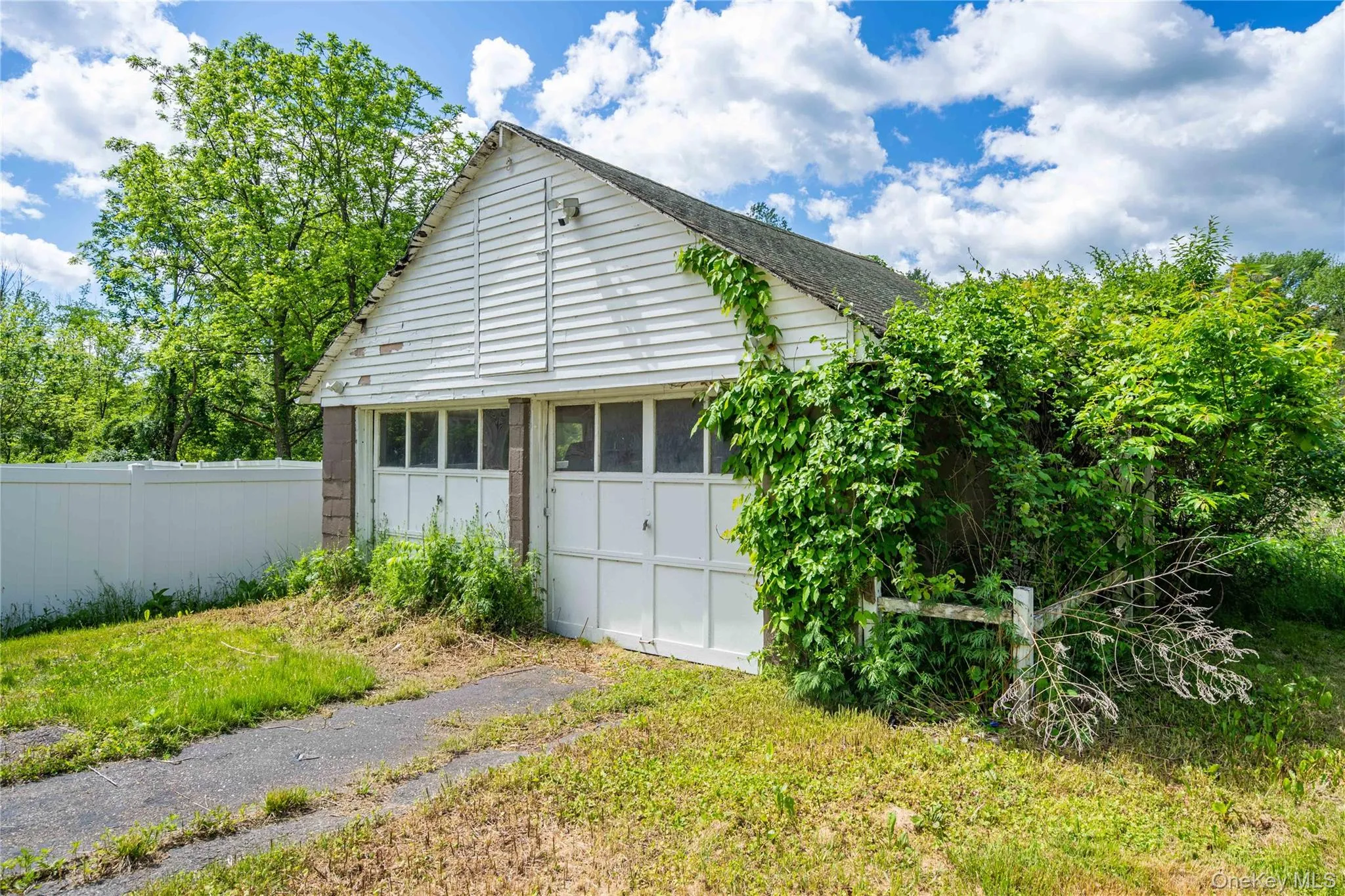 69 Main Street, Deerpark, NY, 3 Bedrooms Bedrooms, 9 Rooms Rooms,1 BathroomBathrooms,Residential,For Rent,Main,0,1007442 69 Main Street, Deerpark, NY, 3 Bedrooms Bedrooms, 9 Rooms Rooms,1 BathroomBathrooms,Residential,For Rent,Main,0,1007442