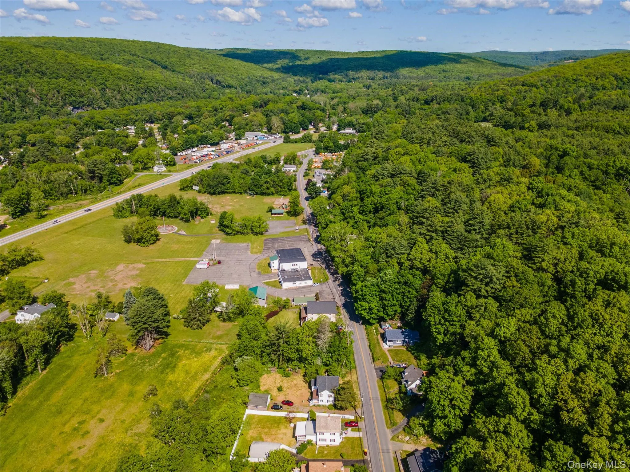 69 Main Street, Deerpark, NY, 3 Bedrooms Bedrooms, 9 Rooms Rooms,1 BathroomBathrooms,Residential,For Rent,Main,0,1007442 69 Main Street, Deerpark, NY, 3 Bedrooms Bedrooms, 9 Rooms Rooms,1 BathroomBathrooms,Residential,For Rent,Main,0,1007442