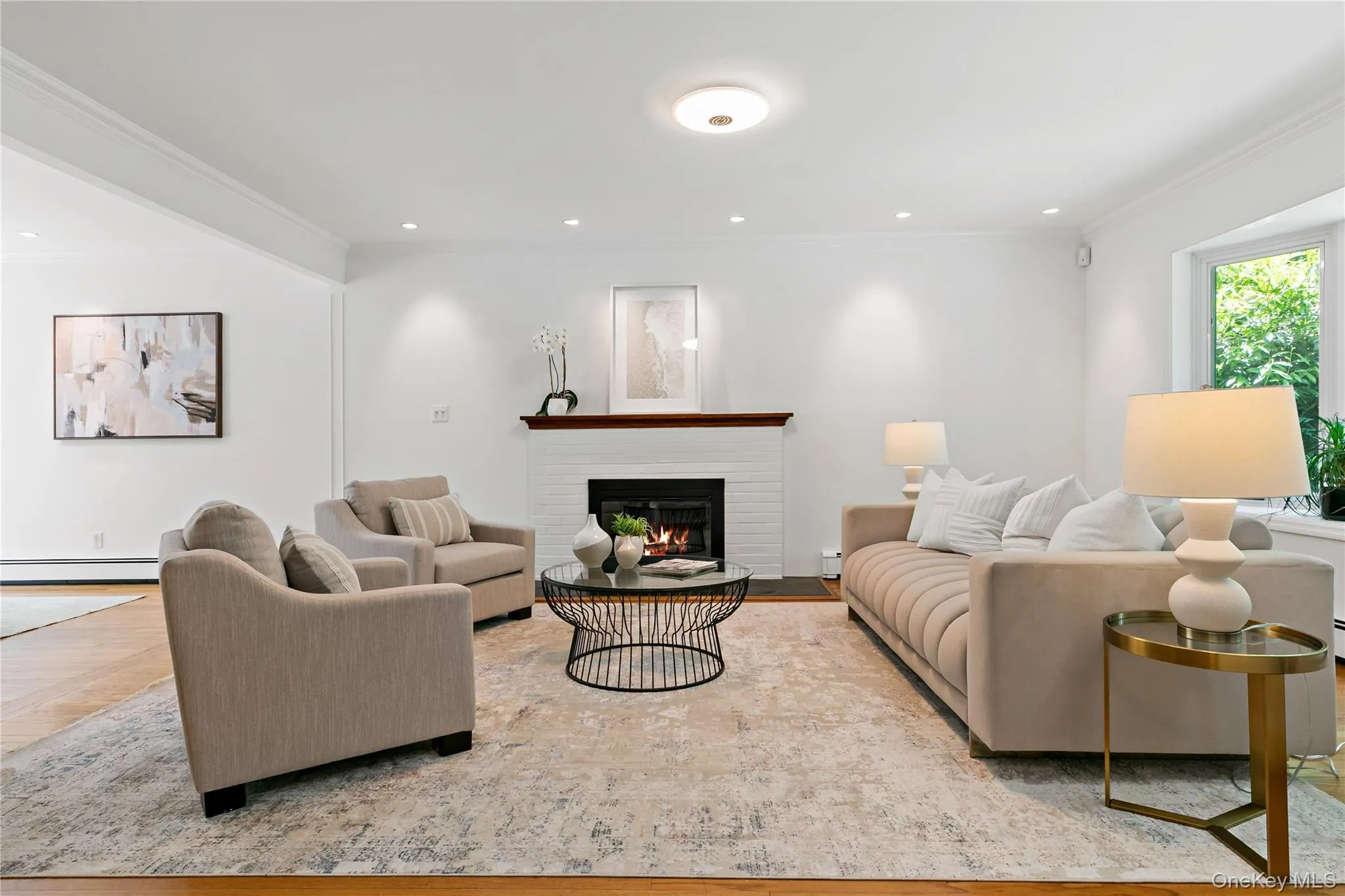 Elegant Living Room with Fireplace Elegant Living Room with Fireplace