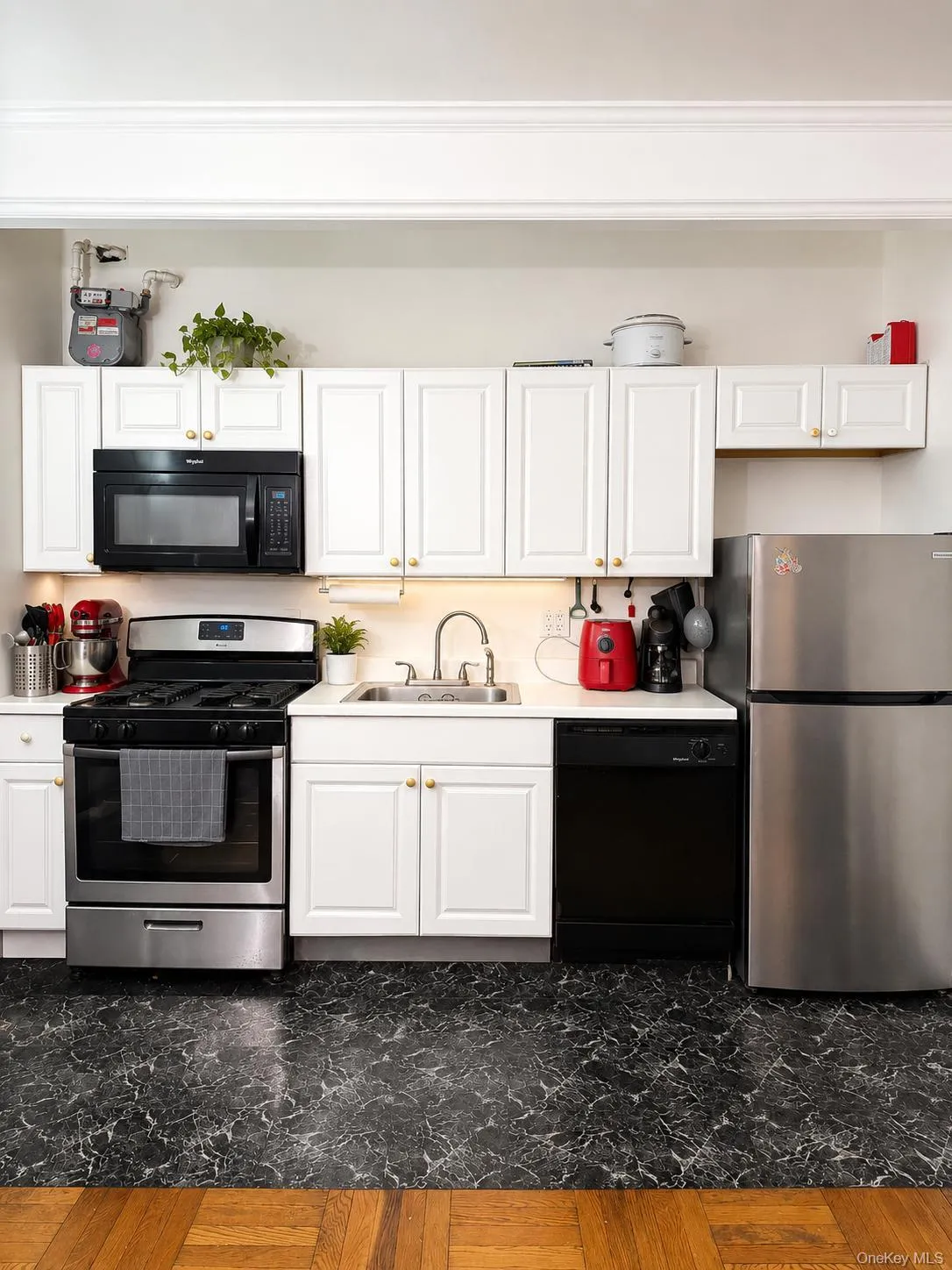 3396 Wayne Avenue, New York, NY, 1 Bedroom Bedrooms, 4 Rooms Rooms,1 BathroomBathrooms,Residential,For Rent,Wayne,0,1007450 3396 Wayne Avenue, New York, NY, 1 Bedroom Bedrooms, 4 Rooms Rooms,1 BathroomBathrooms,Residential,For Rent,Wayne,0,1007450