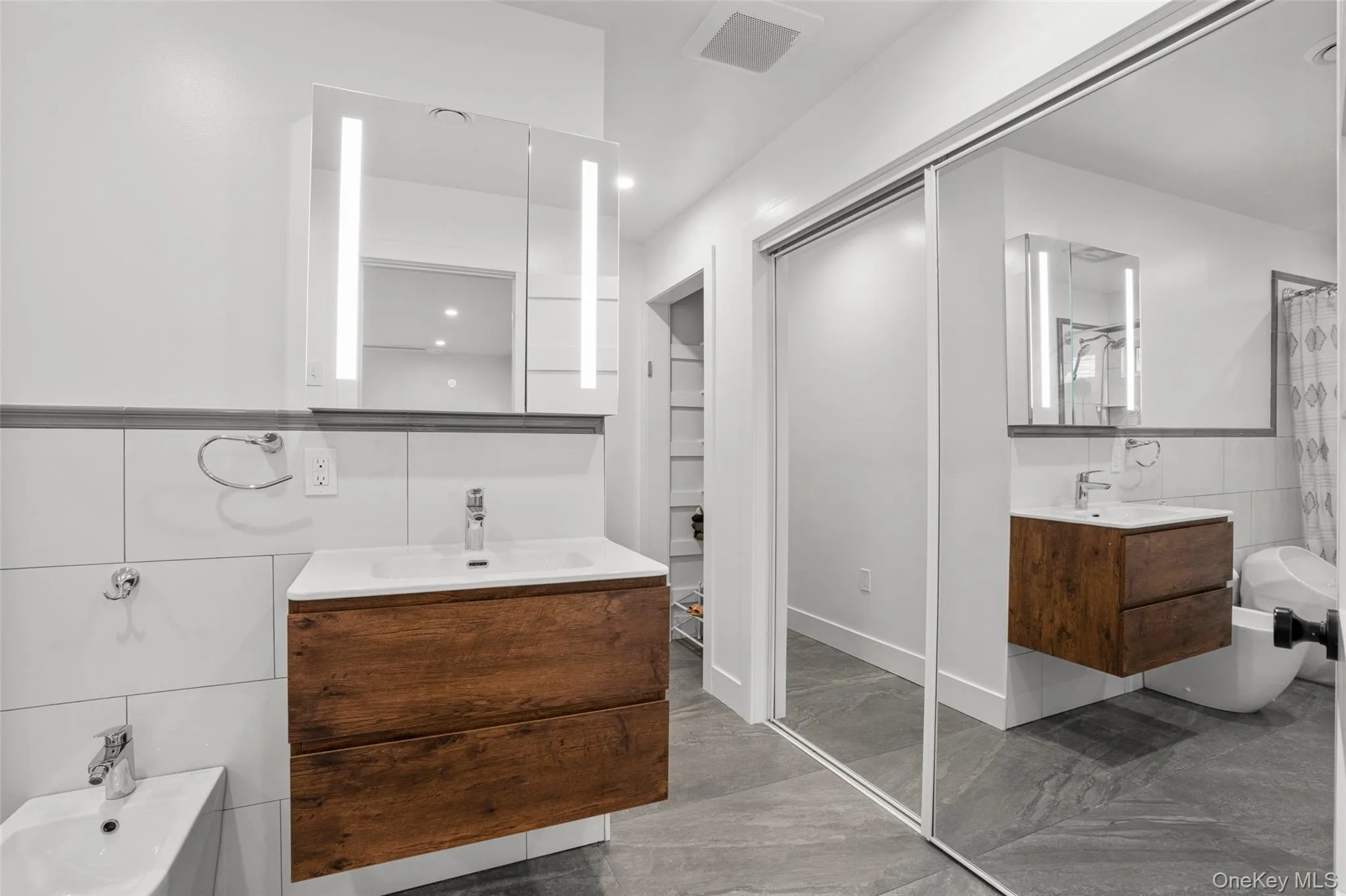 212 Bay View Avenue, Cornwall, NY, 3 Bedrooms Bedrooms, 10 Rooms Rooms,2 BathroomsBathrooms,Residential,For Rent,Bay View,0,1007451 212 Bay View Avenue, Cornwall, NY, 3 Bedrooms Bedrooms, 10 Rooms Rooms,2 BathroomsBathrooms,Residential,For Rent,Bay View,0,1007451