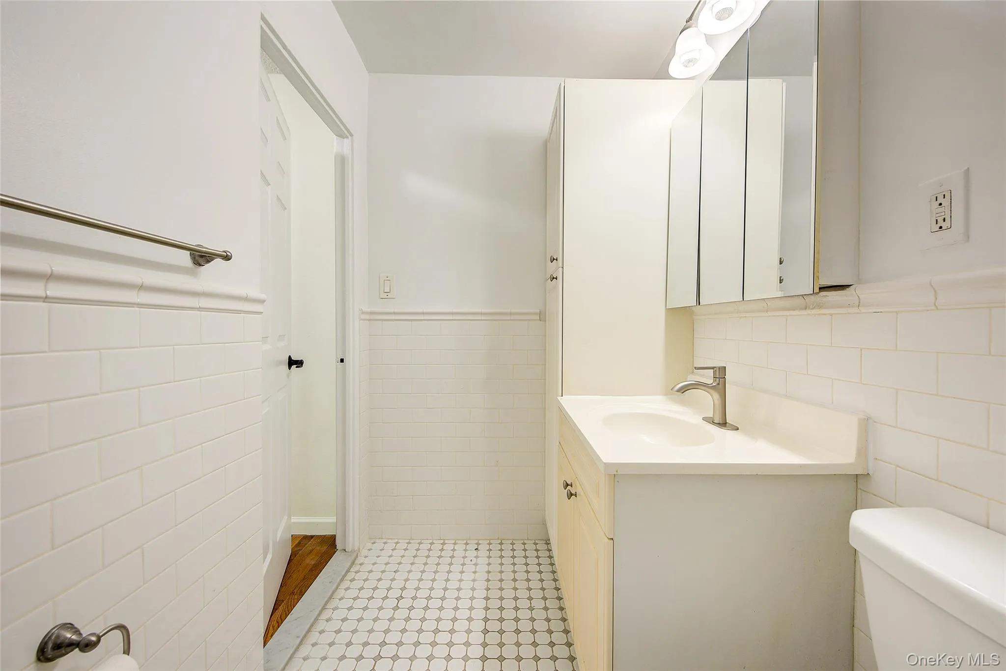 Bathroom Bathroom