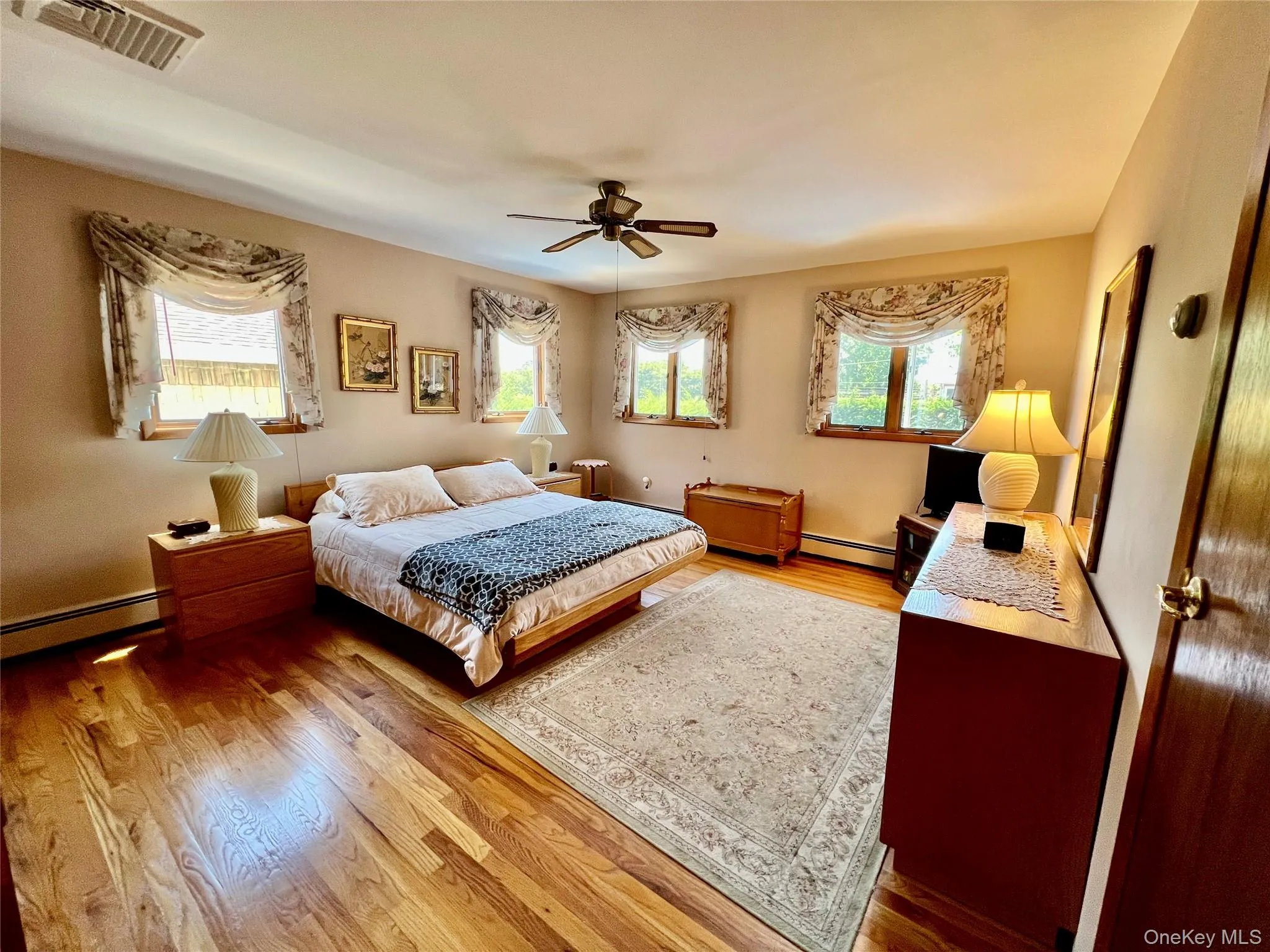 708 Clemons Street, Hempstead, NY, 3 Bedrooms Bedrooms, 9 Rooms Rooms,2 BathroomsBathrooms,Residential,For Rent,Clemons,0,1007466 708 Clemons Street, Hempstead, NY, 3 Bedrooms Bedrooms, 9 Rooms Rooms,2 BathroomsBathrooms,Residential,For Rent,Clemons,0,1007466