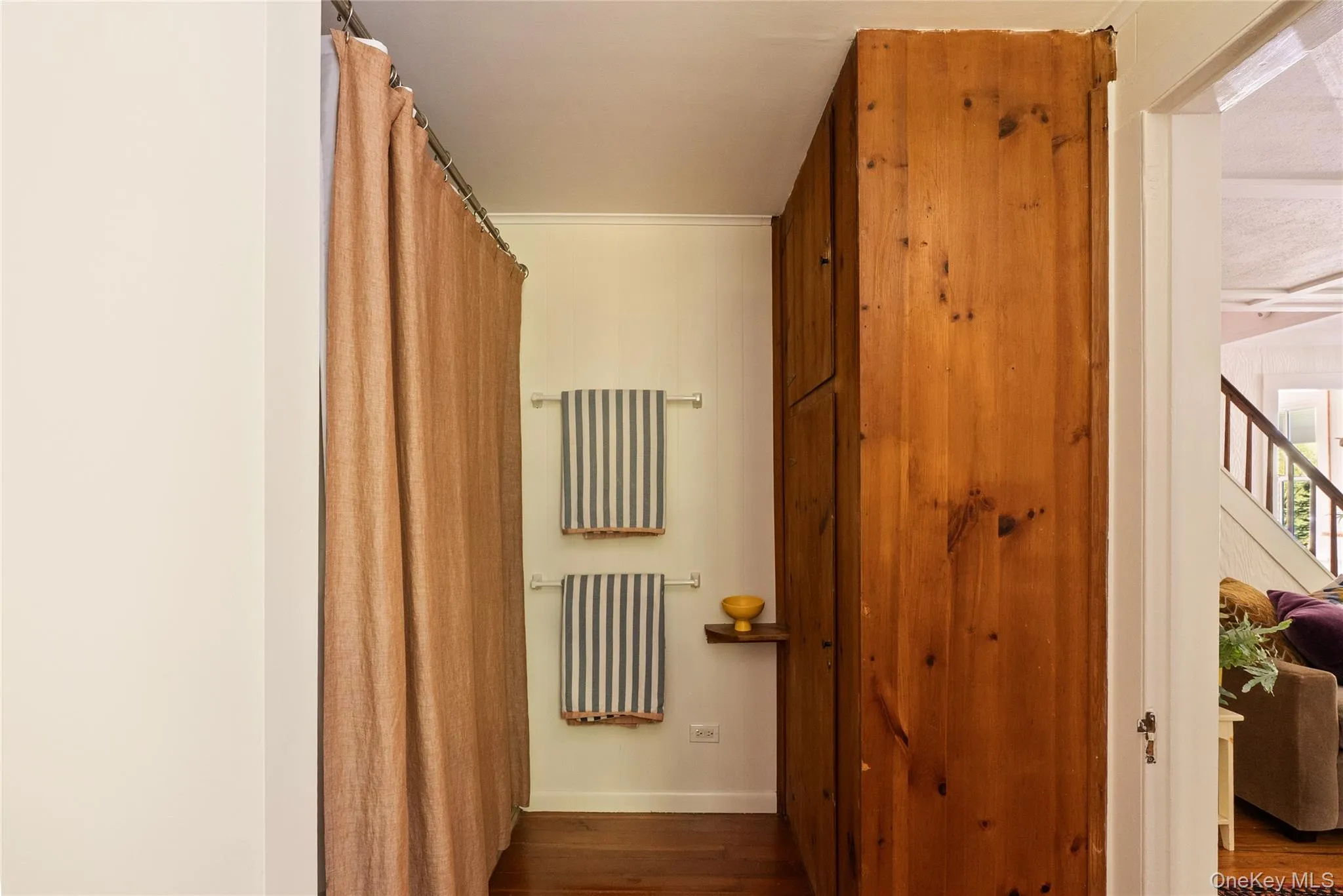 1 Breezy Hill Road, Copake, NY, 3 Bedrooms Bedrooms, 7 Rooms Rooms,2 BathroomsBathrooms,Residential,For Rent,Breezy Hill,0,1007467 1 Breezy Hill Road, Copake, NY, 3 Bedrooms Bedrooms, 7 Rooms Rooms,2 BathroomsBathrooms,Residential,For Rent,Breezy Hill,0,1007467