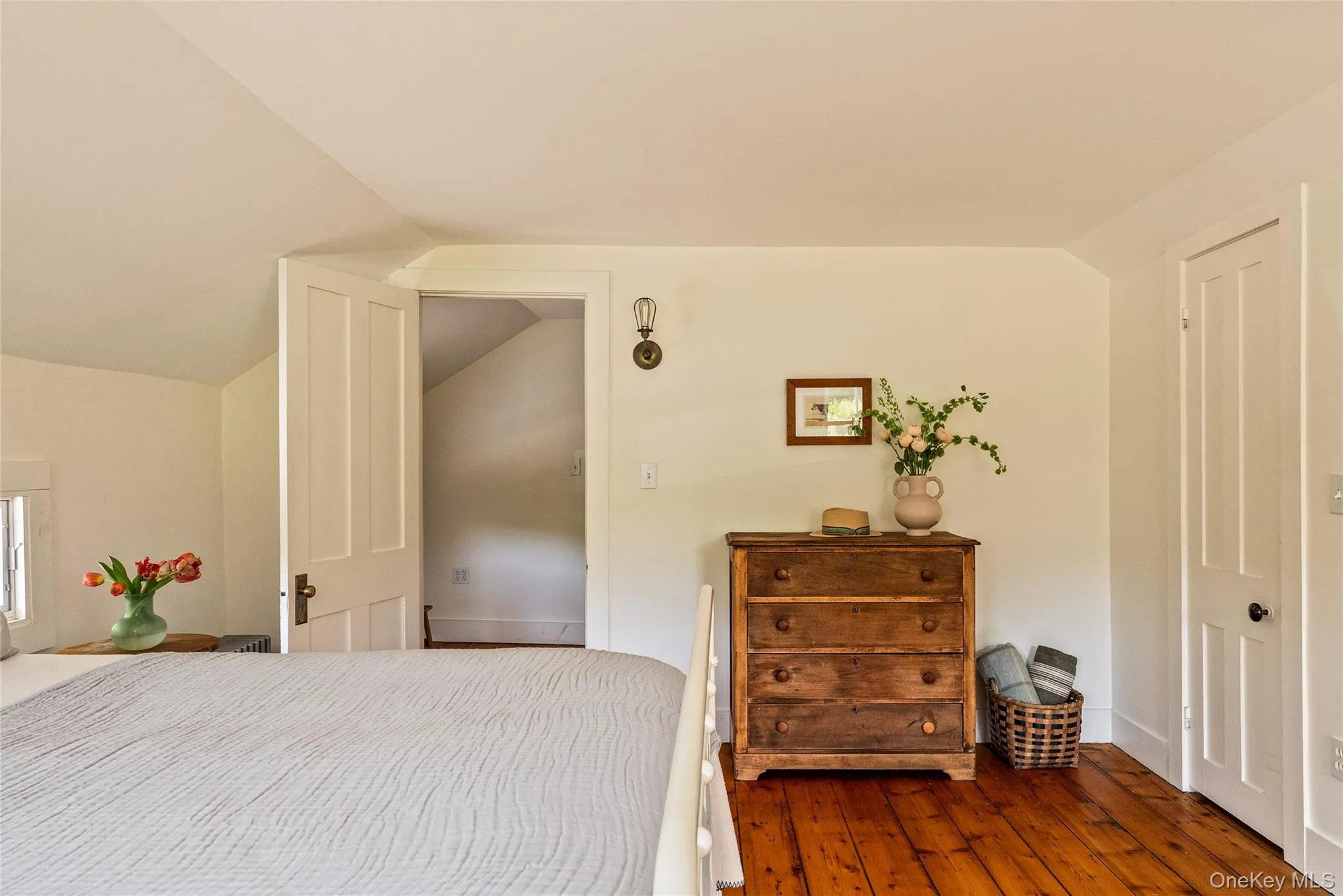 1 Breezy Hill Road, Copake, NY, 3 Bedrooms Bedrooms, 7 Rooms Rooms,2 BathroomsBathrooms,Residential,For Rent,Breezy Hill,0,1007467 1 Breezy Hill Road, Copake, NY, 3 Bedrooms Bedrooms, 7 Rooms Rooms,2 BathroomsBathrooms,Residential,For Rent,Breezy Hill,0,1007467