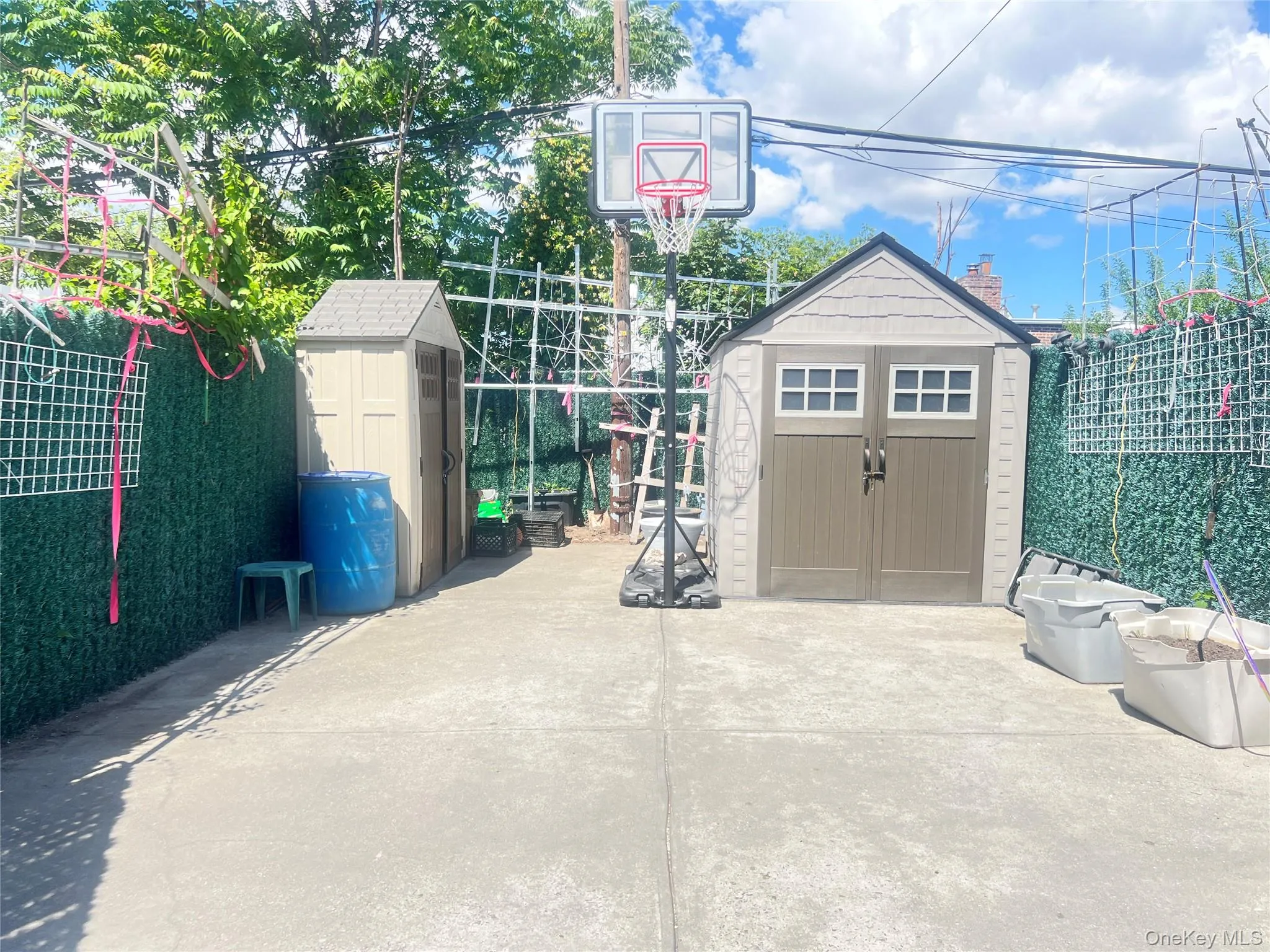 53-38 66th Street, New York, NY, 4 Bedrooms Bedrooms, 7 Rooms Rooms,2 BathroomsBathrooms,Residential,For Rent,66th,0,1007470 53-38 66th Street, New York, NY, 4 Bedrooms Bedrooms, 7 Rooms Rooms,2 BathroomsBathrooms,Residential,For Rent,66th,0,1007470