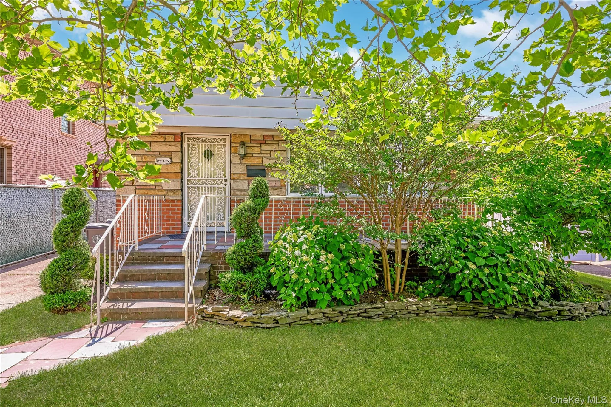 7326 171st Street, New York, NY, 3 Bedrooms Bedrooms, 6 Rooms Rooms,3 BathroomsBathrooms,Residential,For Rent,171st,0,1007471 7326 171st Street, New York, NY, 3 Bedrooms Bedrooms, 6 Rooms Rooms,3 BathroomsBathrooms,Residential,For Rent,171st,0,1007471