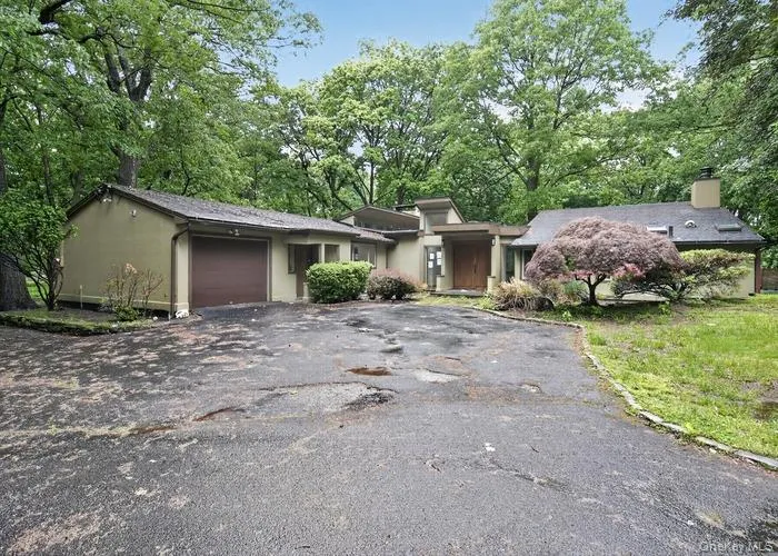 200 Judson Avenue, Greenburgh, NY, 5 Bedrooms Bedrooms, 10 Rooms Rooms,5 BathroomsBathrooms,Residential,For Rent,Judson,0,1007480 200 Judson Avenue, Greenburgh, NY, 5 Bedrooms Bedrooms, 10 Rooms Rooms,5 BathroomsBathrooms,Residential,For Rent,Judson,0,1007480