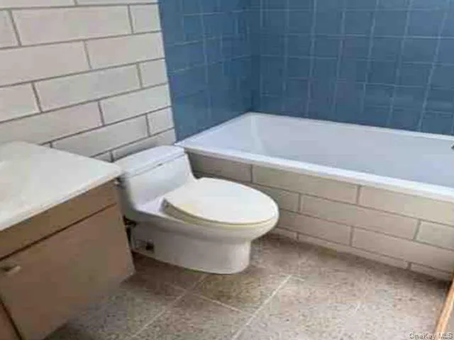 200 Judson Avenue, Greenburgh, NY, 5 Bedrooms Bedrooms, 10 Rooms Rooms,5 BathroomsBathrooms,Residential,For Rent,Judson,0,1007480 200 Judson Avenue, Greenburgh, NY, 5 Bedrooms Bedrooms, 10 Rooms Rooms,5 BathroomsBathrooms,Residential,For Rent,Judson,0,1007480