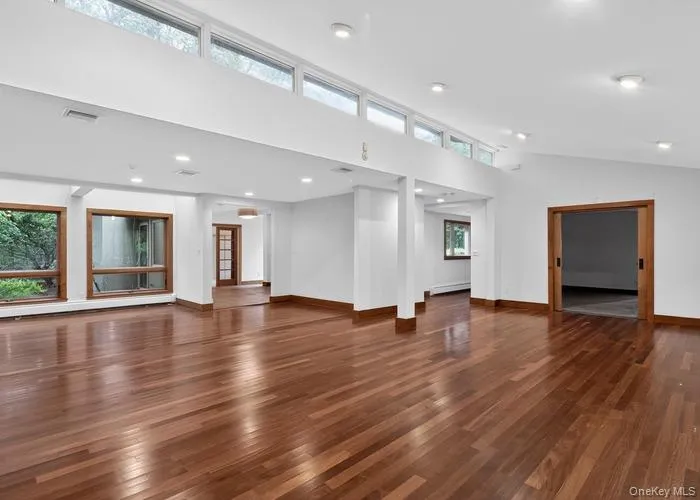 200 Judson Avenue, Greenburgh, NY, 5 Bedrooms Bedrooms, 10 Rooms Rooms,5 BathroomsBathrooms,Residential,For Rent,Judson,0,1007480 200 Judson Avenue, Greenburgh, NY, 5 Bedrooms Bedrooms, 10 Rooms Rooms,5 BathroomsBathrooms,Residential,For Rent,Judson,0,1007480