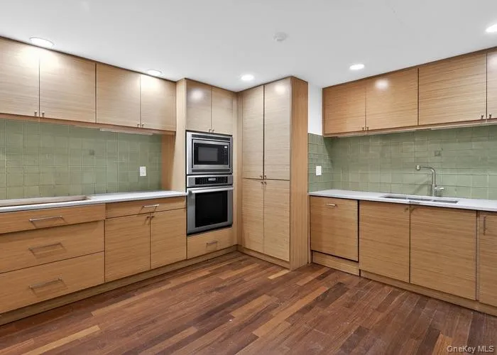 200 Judson Avenue, Greenburgh, NY, 5 Bedrooms Bedrooms, 10 Rooms Rooms,5 BathroomsBathrooms,Residential,For Rent,Judson,0,1007480 200 Judson Avenue, Greenburgh, NY, 5 Bedrooms Bedrooms, 10 Rooms Rooms,5 BathroomsBathrooms,Residential,For Rent,Judson,0,1007480
