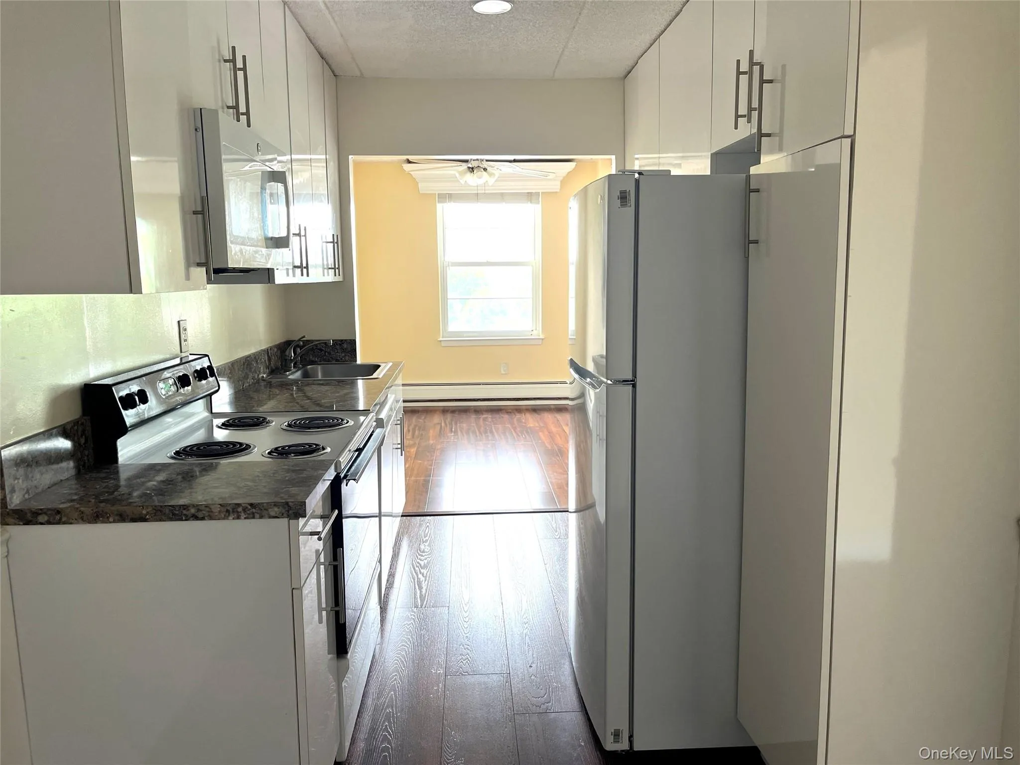 35 Park Avenue, Ramapo, NY, 1 Bedroom Bedrooms, 4 Rooms Rooms,1 BathroomBathrooms,Residential Lease,For Rent,Park,0,1007482 35 Park Avenue, Ramapo, NY, 1 Bedroom Bedrooms, 4 Rooms Rooms,1 BathroomBathrooms,Residential Lease,For Rent,Park,0,1007482