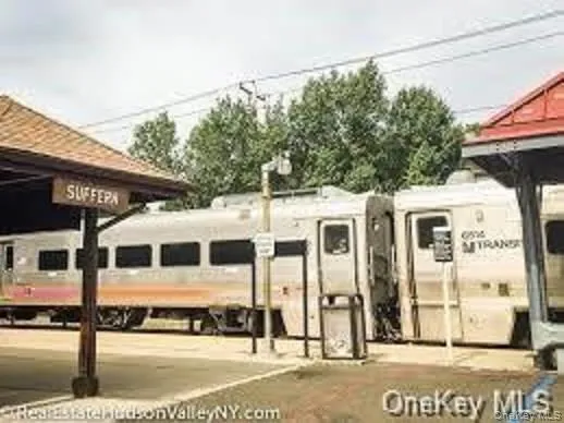 35 Park Avenue, Ramapo, NY, 1 Bedroom Bedrooms, 4 Rooms Rooms,1 BathroomBathrooms,Residential Lease,For Rent,Park,0,1007482 35 Park Avenue, Ramapo, NY, 1 Bedroom Bedrooms, 4 Rooms Rooms,1 BathroomBathrooms,Residential Lease,For Rent,Park,0,1007482