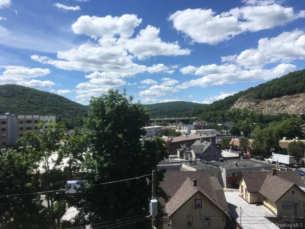 35 Park Avenue, Ramapo, NY, 1 Bedroom Bedrooms, 4 Rooms Rooms,1 BathroomBathrooms,Residential Lease,For Rent,Park,0,1007482 35 Park Avenue, Ramapo, NY, 1 Bedroom Bedrooms, 4 Rooms Rooms,1 BathroomBathrooms,Residential Lease,For Rent,Park,0,1007482