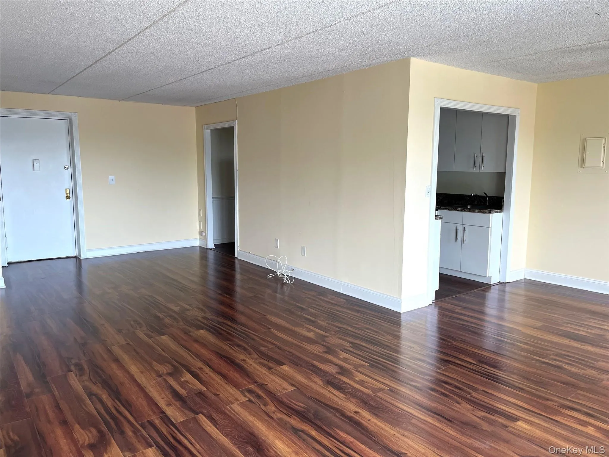 35 Park Avenue, Ramapo, NY, 1 Bedroom Bedrooms, 4 Rooms Rooms,1 BathroomBathrooms,Residential Lease,For Rent,Park,0,1007482 35 Park Avenue, Ramapo, NY, 1 Bedroom Bedrooms, 4 Rooms Rooms,1 BathroomBathrooms,Residential Lease,For Rent,Park,0,1007482