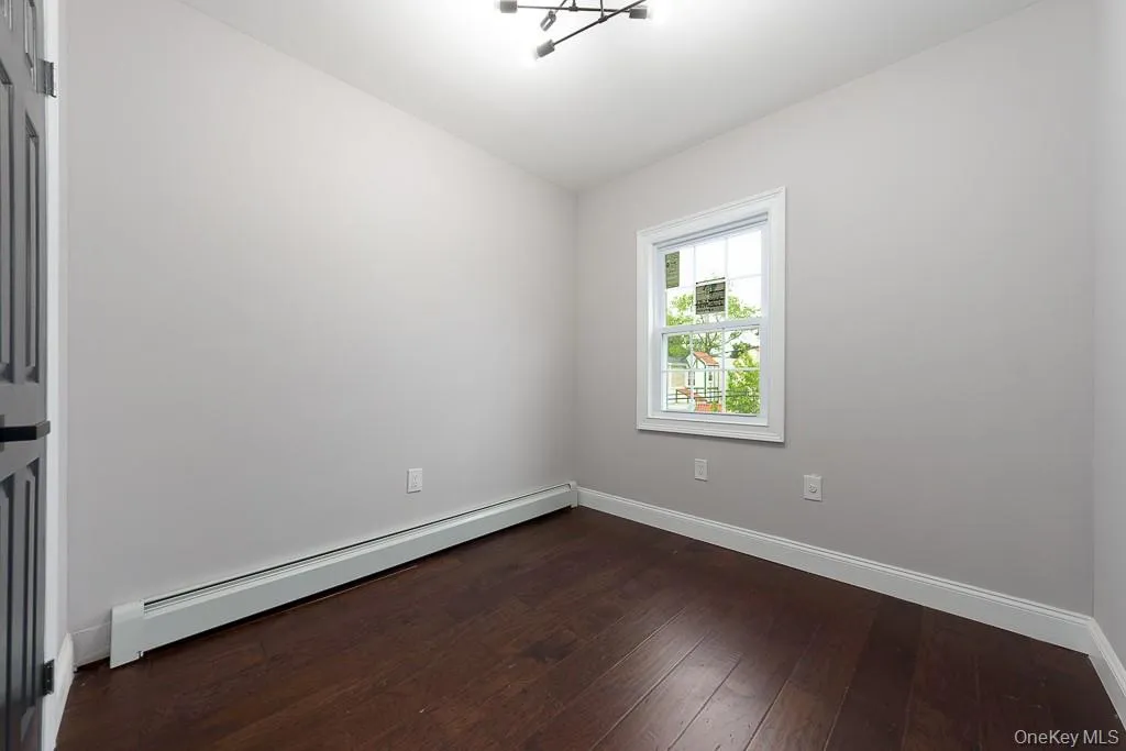 13534 234th Place, New York, NY, 4 Bedrooms Bedrooms, 8 Rooms Rooms,3 BathroomsBathrooms,Residential,For Rent,234th,0,1007483 13534 234th Place, New York, NY, 4 Bedrooms Bedrooms, 8 Rooms Rooms,3 BathroomsBathrooms,Residential,For Rent,234th,0,1007483