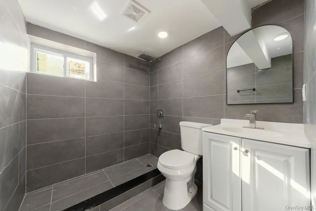 13534 234th Place, New York, NY, 4 Bedrooms Bedrooms, 8 Rooms Rooms,3 BathroomsBathrooms,Residential,For Rent,234th,0,1007483 13534 234th Place, New York, NY, 4 Bedrooms Bedrooms, 8 Rooms Rooms,3 BathroomsBathrooms,Residential,For Rent,234th,0,1007483