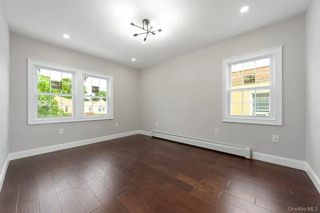 13534 234th Place, New York, NY, 4 Bedrooms Bedrooms, 8 Rooms Rooms,3 BathroomsBathrooms,Residential,For Rent,234th,0,1007483 13534 234th Place, New York, NY, 4 Bedrooms Bedrooms, 8 Rooms Rooms,3 BathroomsBathrooms,Residential,For Rent,234th,0,1007483