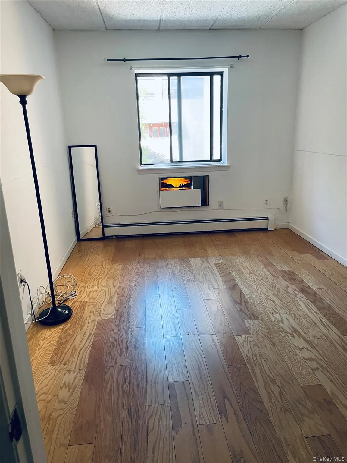 147-48 Roosevelt Avenue, New York, NY, 2 Bedrooms Bedrooms, 4 Rooms Rooms,2 BathroomsBathrooms,Residential,For Rent,Roosevelt,0,1007485 147-48 Roosevelt Avenue, New York, NY, 2 Bedrooms Bedrooms, 4 Rooms Rooms,2 BathroomsBathrooms,Residential,For Rent,Roosevelt,0,1007485