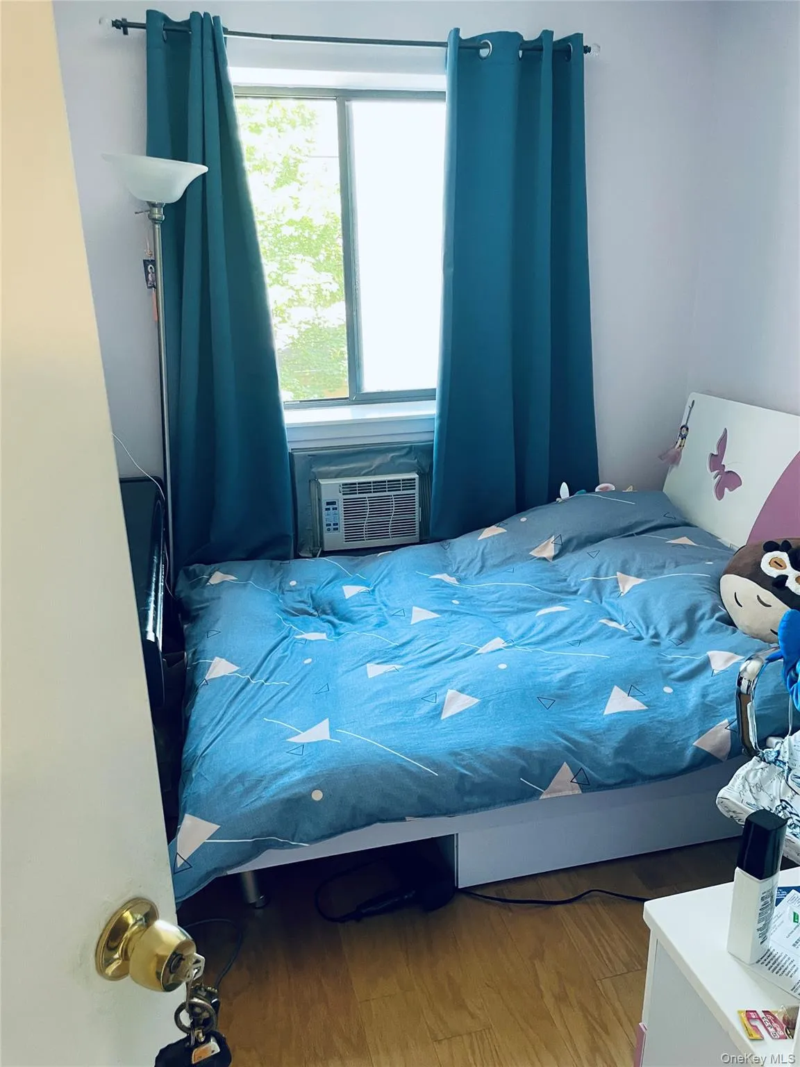 147-48 Roosevelt Avenue, New York, NY, 2 Bedrooms Bedrooms, 4 Rooms Rooms,2 BathroomsBathrooms,Residential,For Rent,Roosevelt,0,1007485 147-48 Roosevelt Avenue, New York, NY, 2 Bedrooms Bedrooms, 4 Rooms Rooms,2 BathroomsBathrooms,Residential,For Rent,Roosevelt,0,1007485