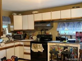 16 Willowbrook Heights, Wappinger, NY, 1 Bedroom Bedrooms, 6 Rooms Rooms,1 BathroomBathrooms,Residential,For Rent,Willowbrook,0,1007487 16 Willowbrook Heights, Wappinger, NY, 1 Bedroom Bedrooms, 6 Rooms Rooms,1 BathroomBathrooms,Residential,For Rent,Willowbrook,0,1007487