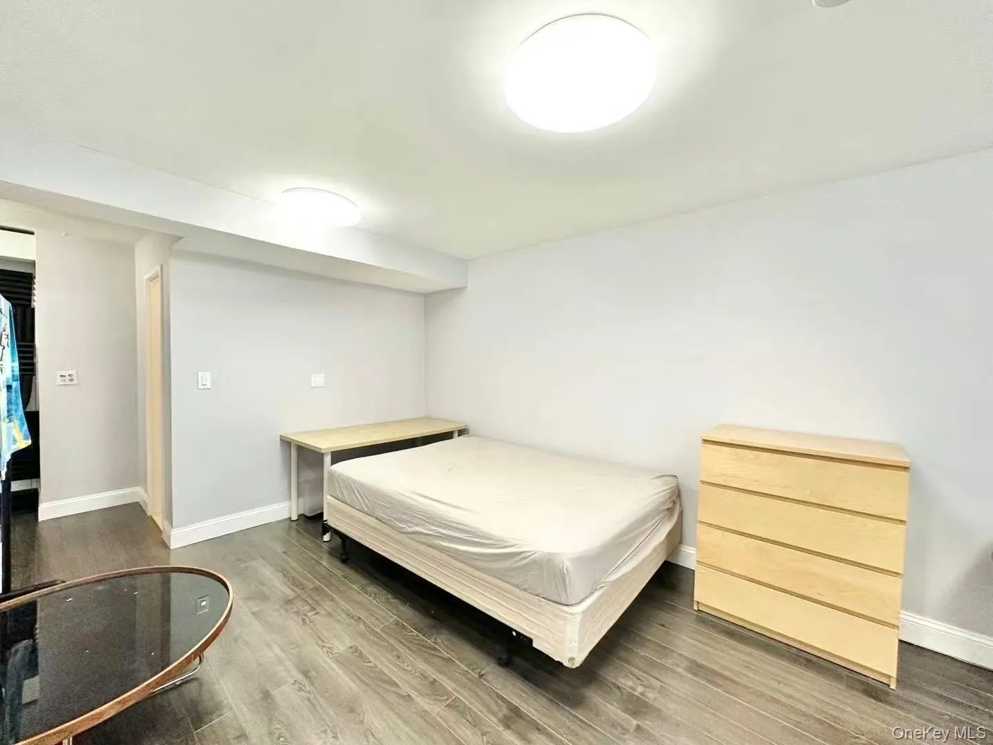 10 Old Mamaroneck Road, White Plains, NY, 2 Bedrooms Bedrooms, 5 Rooms Rooms,1 BathroomBathrooms,Residential,For Rent,Old Mamaroneck,0,1007489 10 Old Mamaroneck Road, White Plains, NY, 2 Bedrooms Bedrooms, 5 Rooms Rooms,1 BathroomBathrooms,Residential,For Rent,Old Mamaroneck,0,1007489