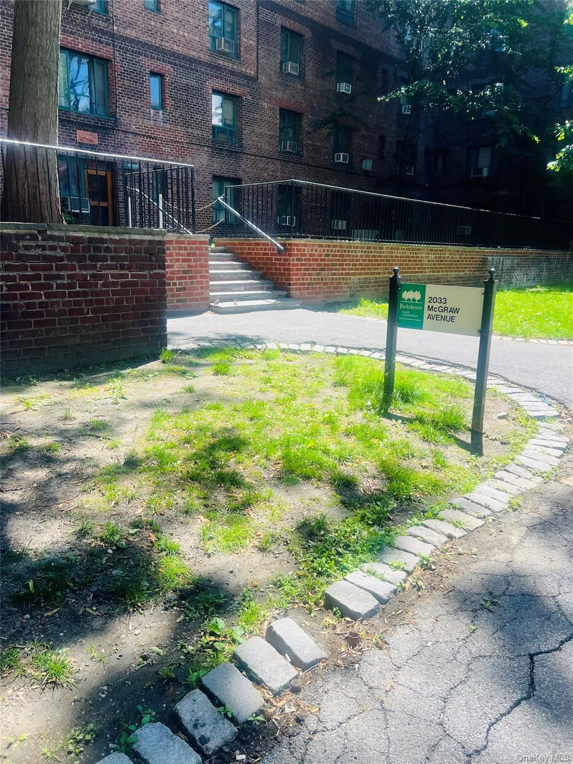 2033 Mc Graw Avenue, New York, NY, 2 Bedrooms Bedrooms, 4 Rooms Rooms,1 BathroomBathrooms,Residential,For Rent,Mc Graw,0,1007492 2033 Mc Graw Avenue, New York, NY, 2 Bedrooms Bedrooms, 4 Rooms Rooms,1 BathroomBathrooms,Residential,For Rent,Mc Graw,0,1007492