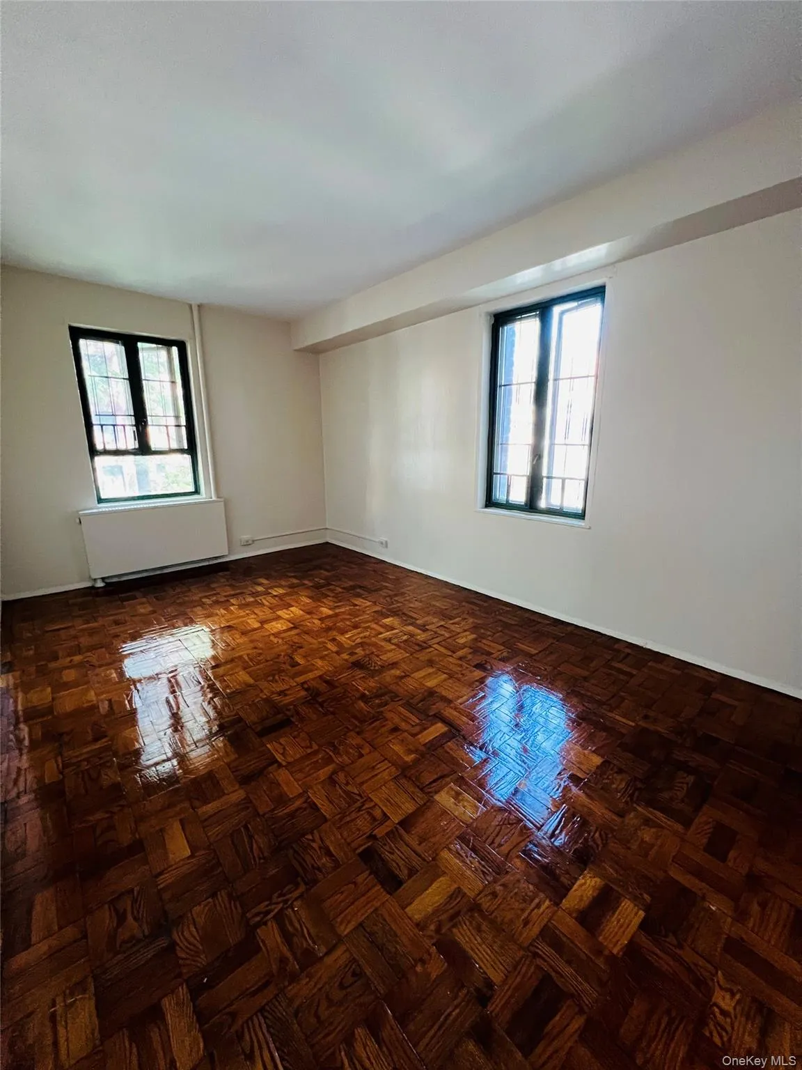2033 Mc Graw Avenue, New York, NY, 2 Bedrooms Bedrooms, 4 Rooms Rooms,1 BathroomBathrooms,Residential,For Rent,Mc Graw,0,1007492 2033 Mc Graw Avenue, New York, NY, 2 Bedrooms Bedrooms, 4 Rooms Rooms,1 BathroomBathrooms,Residential,For Rent,Mc Graw,0,1007492