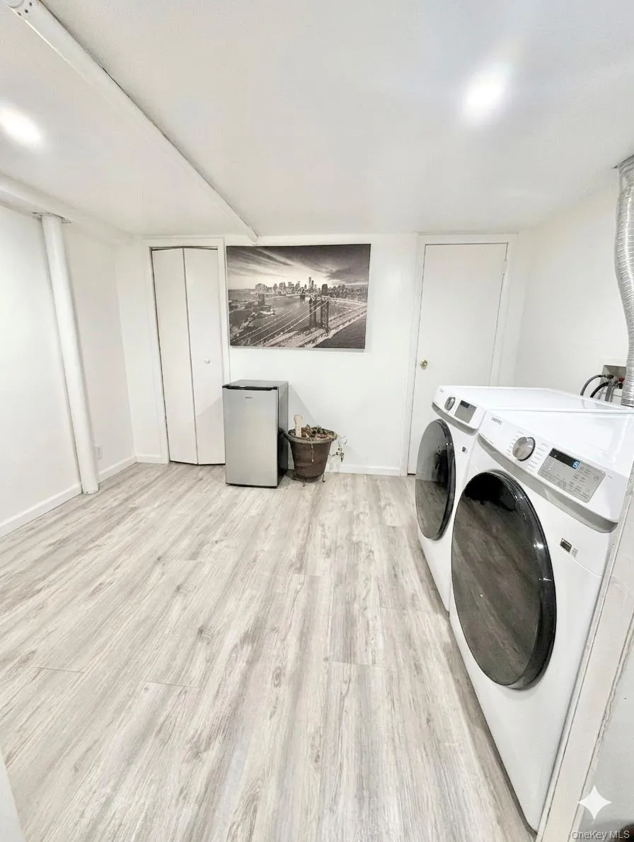 22723 109th Avenue, New York, NY, 4 Bedrooms Bedrooms, 8 Rooms Rooms,2 BathroomsBathrooms,Residential,For Rent,109th,0,1007493 22723 109th Avenue, New York, NY, 4 Bedrooms Bedrooms, 8 Rooms Rooms,2 BathroomsBathrooms,Residential,For Rent,109th,0,1007493