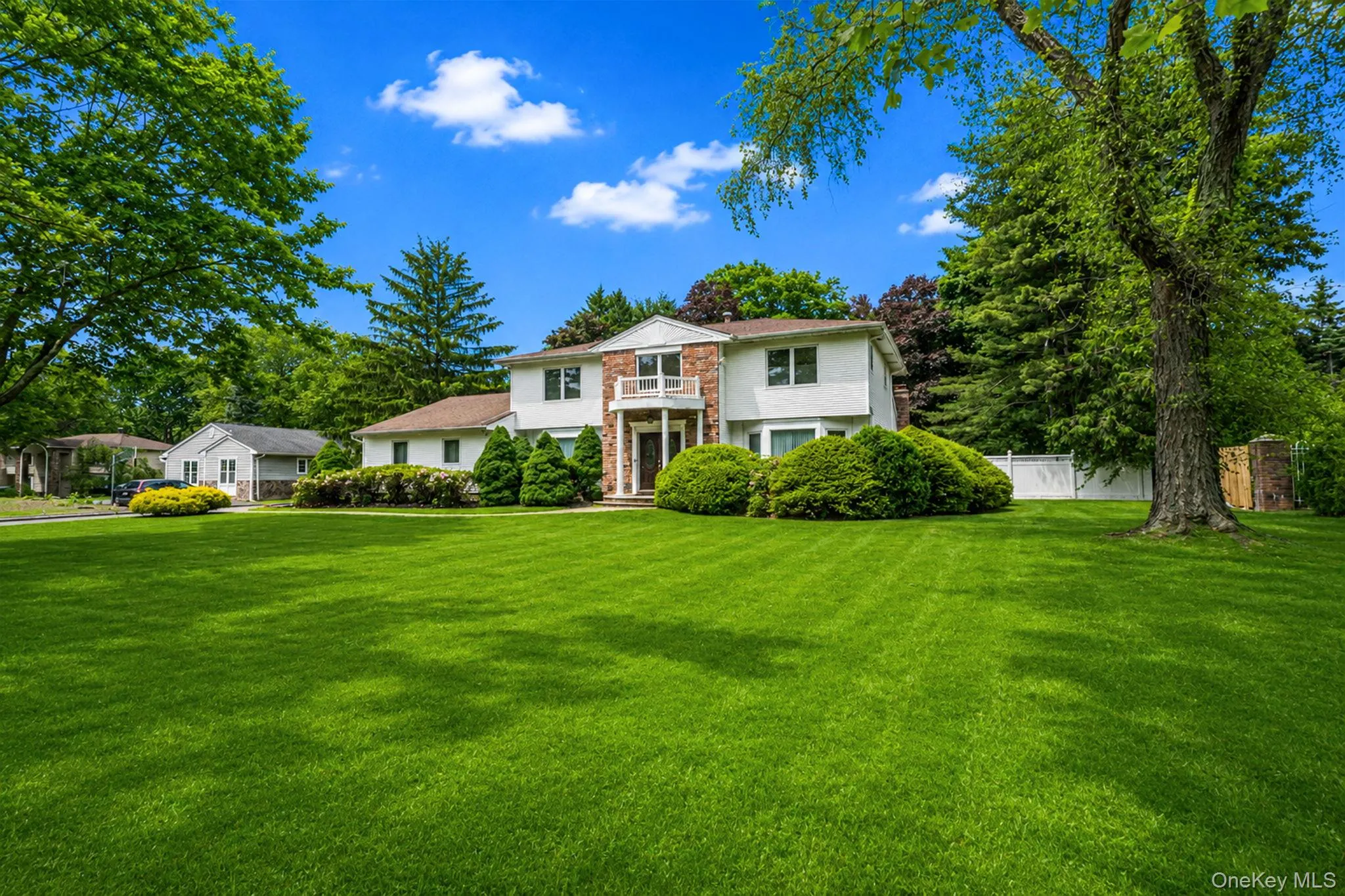 35 High Pasture Circle, Huntington, NY, 5 Bedrooms Bedrooms, 13 Rooms Rooms,3 BathroomsBathrooms,Residential,For Rent,High Pasture,0,1007506 35 High Pasture Circle, Huntington, NY, 5 Bedrooms Bedrooms, 13 Rooms Rooms,3 BathroomsBathrooms,Residential,For Rent,High Pasture,0,1007506
