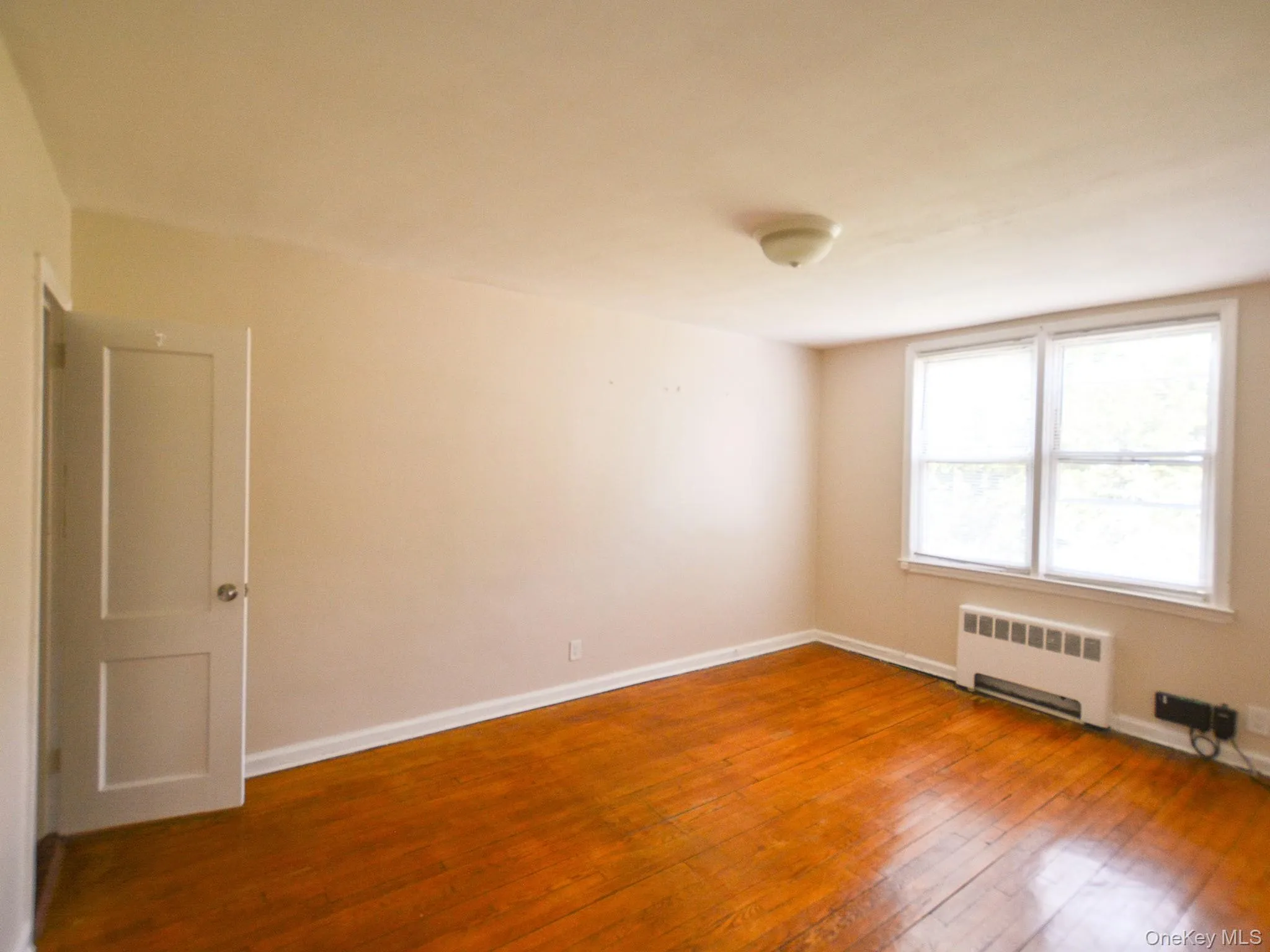 84-26 Little Neck Parkway, New York, NY, 2 Bedrooms Bedrooms, 4 Rooms Rooms,1 BathroomBathrooms,Residential Lease,For Rent,Little Neck,0,1007509 84-26 Little Neck Parkway, New York, NY, 2 Bedrooms Bedrooms, 4 Rooms Rooms,1 BathroomBathrooms,Residential Lease,For Rent,Little Neck,0,1007509