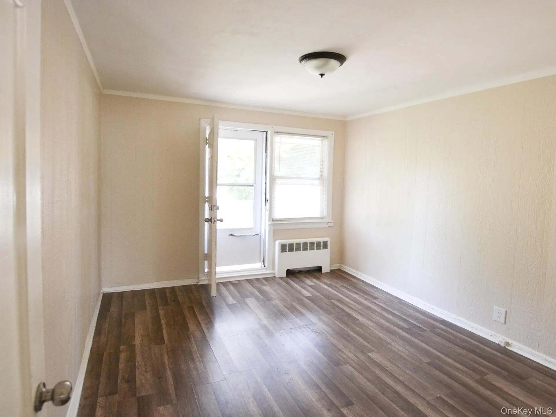 84-26 Little Neck Parkway, New York, NY, 2 Bedrooms Bedrooms, 4 Rooms Rooms,1 BathroomBathrooms,Residential Lease,For Rent,Little Neck,0,1007509 84-26 Little Neck Parkway, New York, NY, 2 Bedrooms Bedrooms, 4 Rooms Rooms,1 BathroomBathrooms,Residential Lease,For Rent,Little Neck,0,1007509