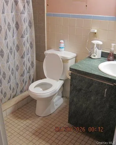 Full Bath Full Bath