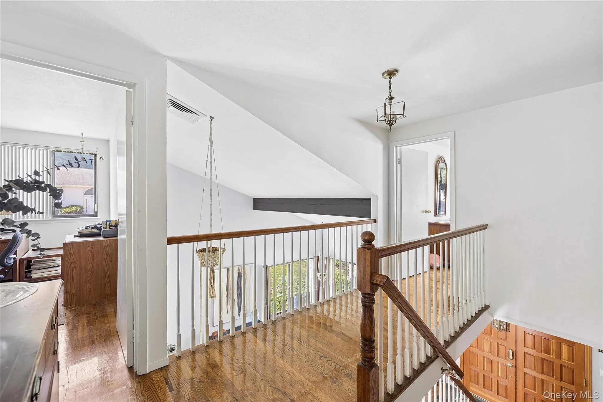 7 Stirrup Lane, Glen Cove, NY, 5 Bedrooms Bedrooms, 7 Rooms Rooms,2 BathroomsBathrooms,Residential,For Rent,Stirrup,0,1007514 7 Stirrup Lane, Glen Cove, NY, 5 Bedrooms Bedrooms, 7 Rooms Rooms,2 BathroomsBathrooms,Residential,For Rent,Stirrup,0,1007514