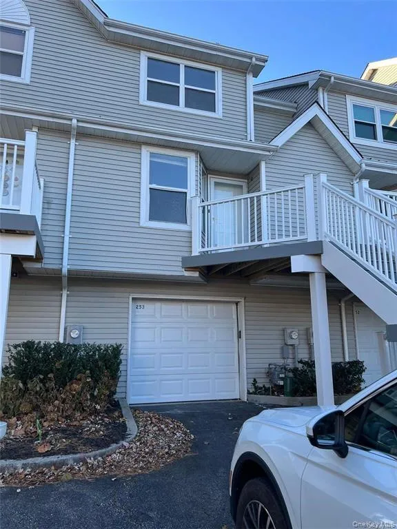 253 Windward Drive, Brookhaven, NY, 2 Bedrooms Bedrooms, 6 Rooms Rooms,1 BathroomBathrooms,Residential Lease,For Rent,Windward,0,1007518 253 Windward Drive, Brookhaven, NY, 2 Bedrooms Bedrooms, 6 Rooms Rooms,1 BathroomBathrooms,Residential Lease,For Rent,Windward,0,1007518