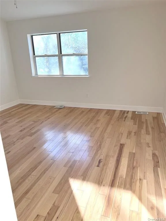 253 Windward Drive, Brookhaven, NY, 2 Bedrooms Bedrooms, 6 Rooms Rooms,1 BathroomBathrooms,Residential Lease,For Rent,Windward,0,1007518 253 Windward Drive, Brookhaven, NY, 2 Bedrooms Bedrooms, 6 Rooms Rooms,1 BathroomBathrooms,Residential Lease,For Rent,Windward,0,1007518