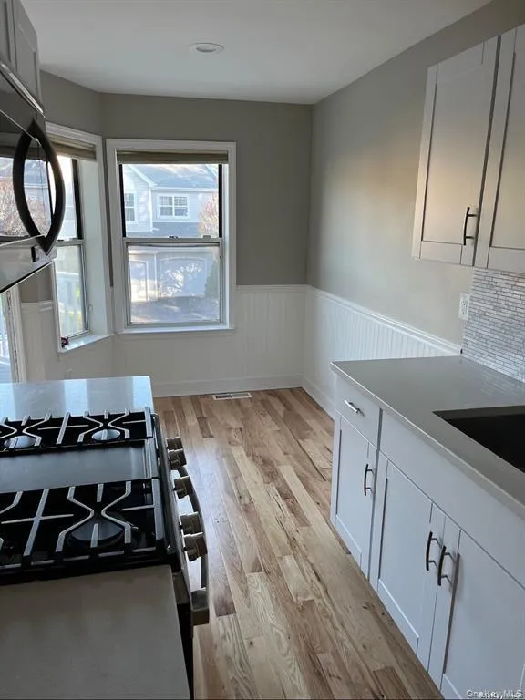 253 Windward Drive, Brookhaven, NY, 2 Bedrooms Bedrooms, 6 Rooms Rooms,1 BathroomBathrooms,Residential Lease,For Rent,Windward,0,1007518 253 Windward Drive, Brookhaven, NY, 2 Bedrooms Bedrooms, 6 Rooms Rooms,1 BathroomBathrooms,Residential Lease,For Rent,Windward,0,1007518