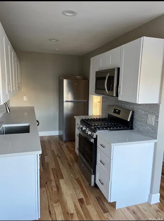 253 Windward Drive, Brookhaven, NY, 2 Bedrooms Bedrooms, 6 Rooms Rooms,1 BathroomBathrooms,Residential Lease,For Rent,Windward,0,1007518 253 Windward Drive, Brookhaven, NY, 2 Bedrooms Bedrooms, 6 Rooms Rooms,1 BathroomBathrooms,Residential Lease,For Rent,Windward,0,1007518