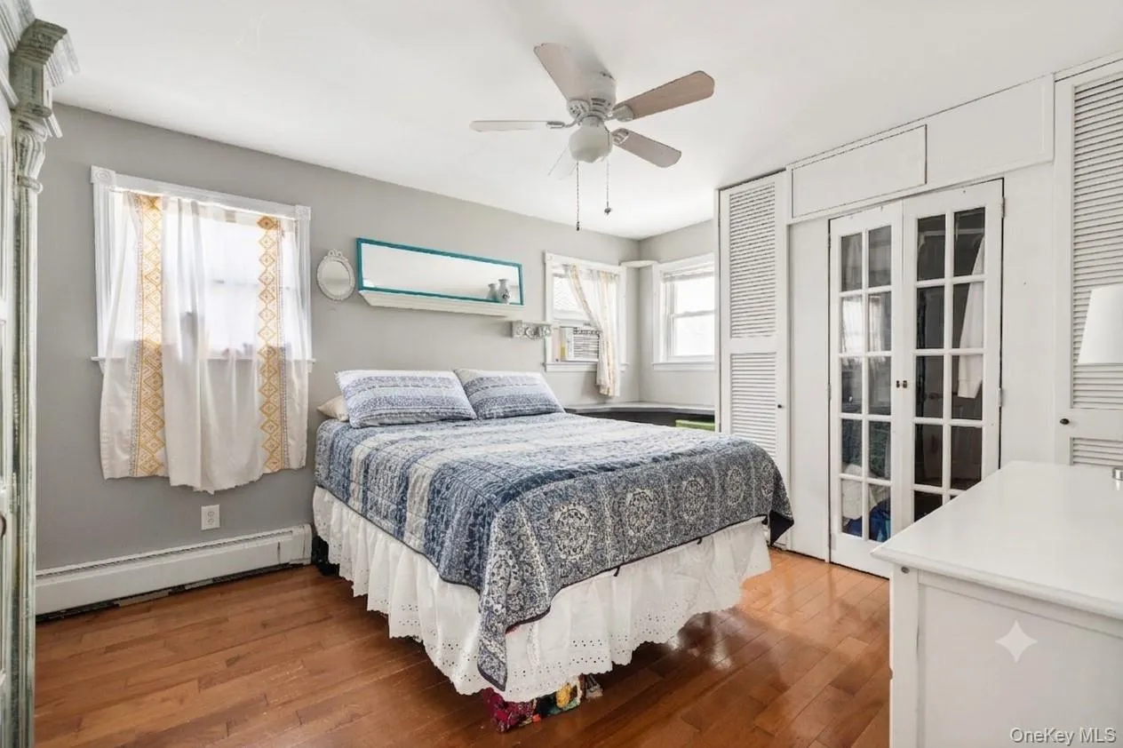 23 Dewey Place, Babylon, NY, 2 Bedrooms Bedrooms, 5 Rooms Rooms,1 BathroomBathrooms,Residential,For Rent,Dewey,0,KEY1007519 23 Dewey Place, Babylon, NY, 2 Bedrooms Bedrooms, 5 Rooms Rooms,1 BathroomBathrooms,Residential,For Rent,Dewey,0,KEY1007519