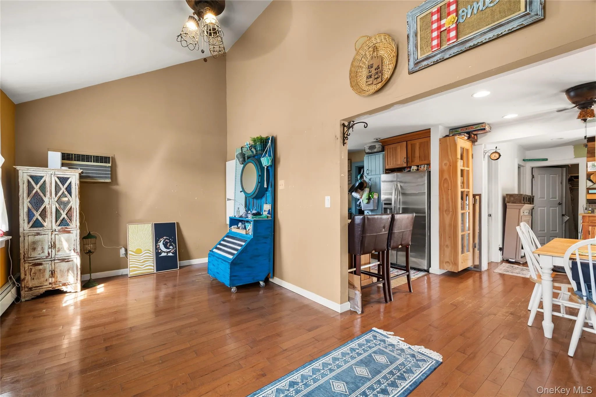 23 Dewey Place, Babylon, NY, 2 Bedrooms Bedrooms, 5 Rooms Rooms,1 BathroomBathrooms,Residential,For Rent,Dewey,0,KEY1007519 23 Dewey Place, Babylon, NY, 2 Bedrooms Bedrooms, 5 Rooms Rooms,1 BathroomBathrooms,Residential,For Rent,Dewey,0,KEY1007519
