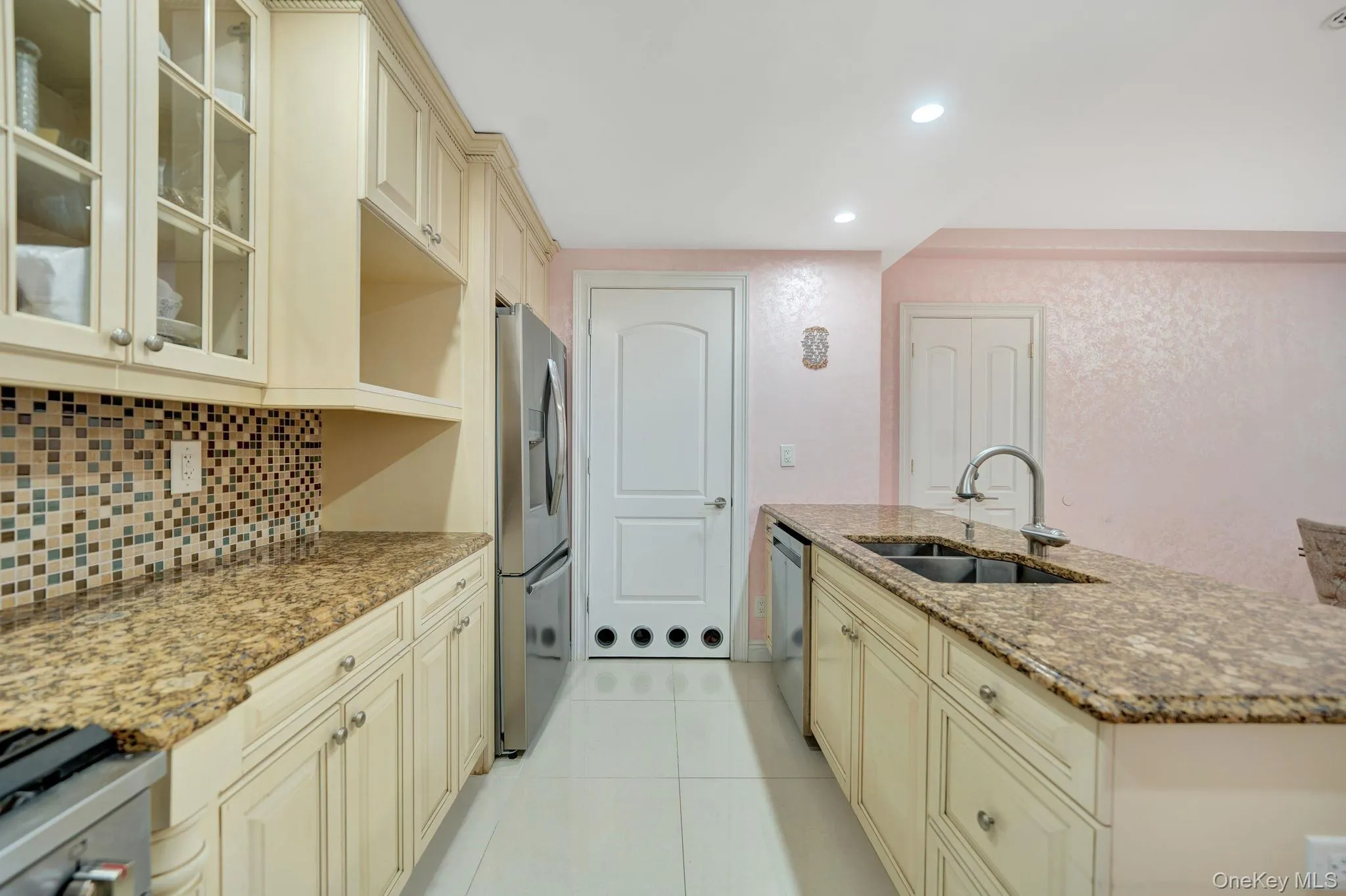 63-36 99th Street, New York, NY, 1 Bedroom Bedrooms, 3 Rooms Rooms,1 BathroomBathrooms,Residential,For Rent,99th,0,1007523 63-36 99th Street, New York, NY, 1 Bedroom Bedrooms, 3 Rooms Rooms,1 BathroomBathrooms,Residential,For Rent,99th,0,1007523