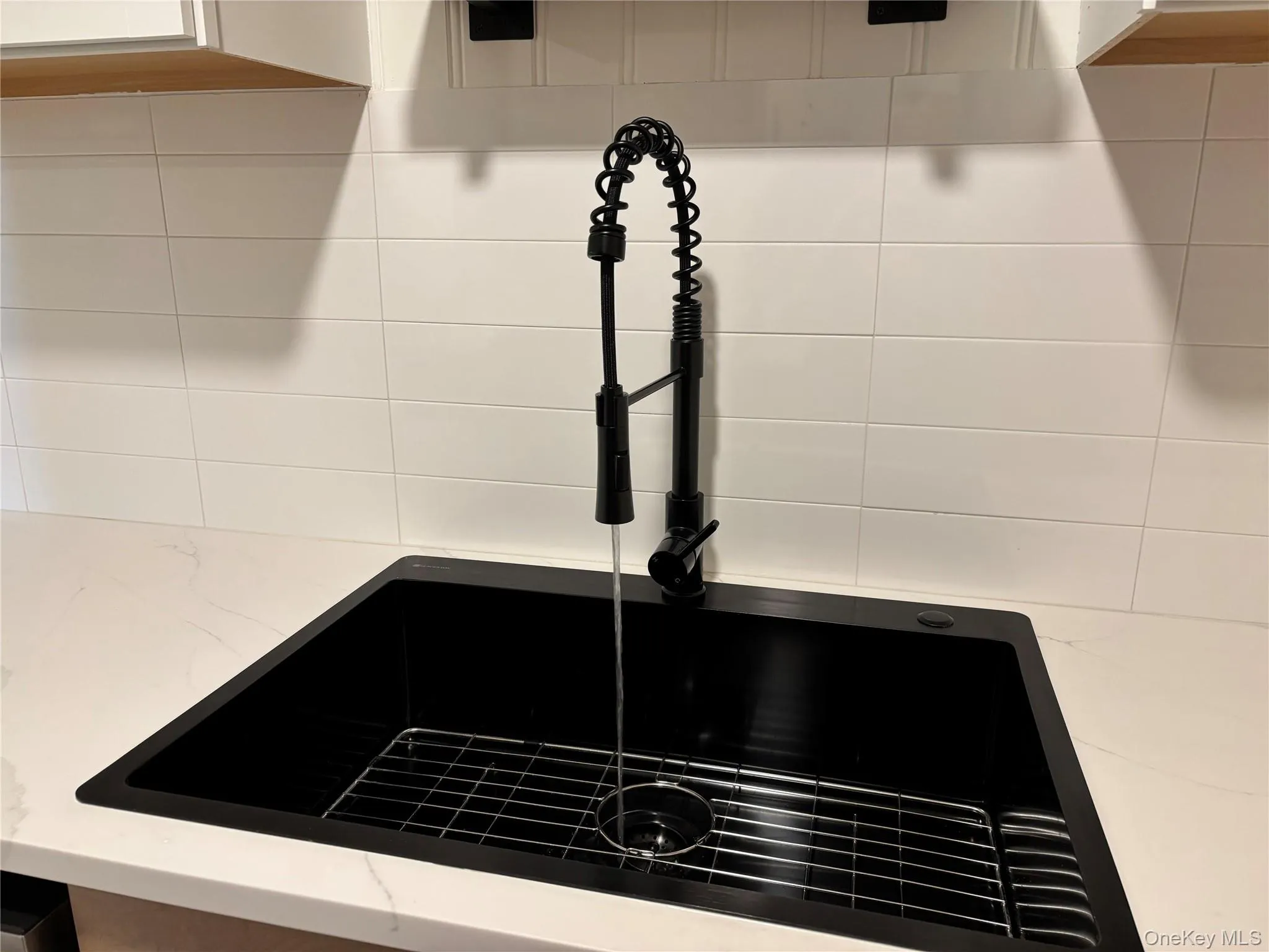 Deep sink matte black Deep sink matte black